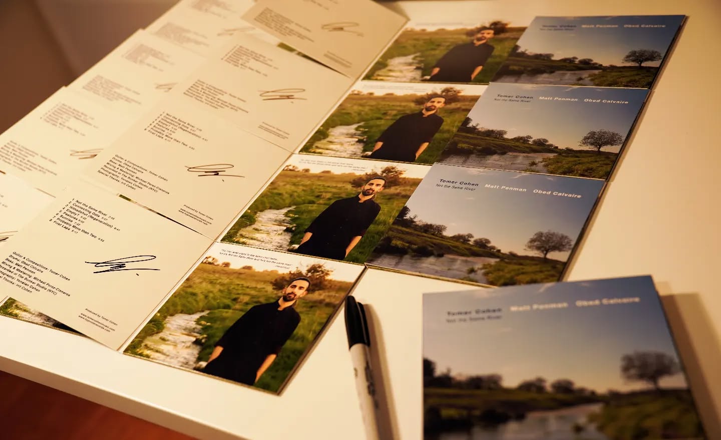 Look who's here!
Thank you all for the support โค๏ธ
The first pre-order albums will be delivered soon!