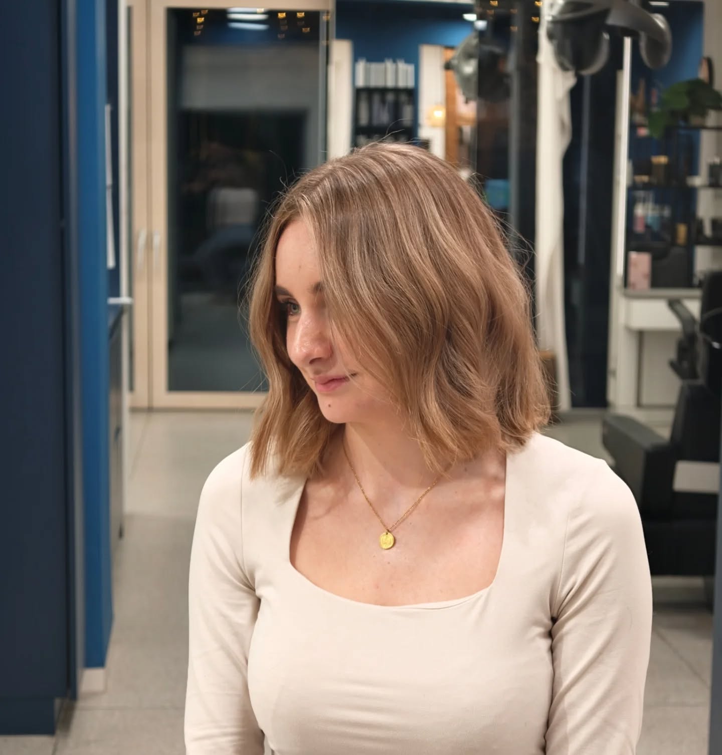 Colormelting mit #shinefinity gearbeitet von Marc ❣️
#friseurschweikart #ostrach