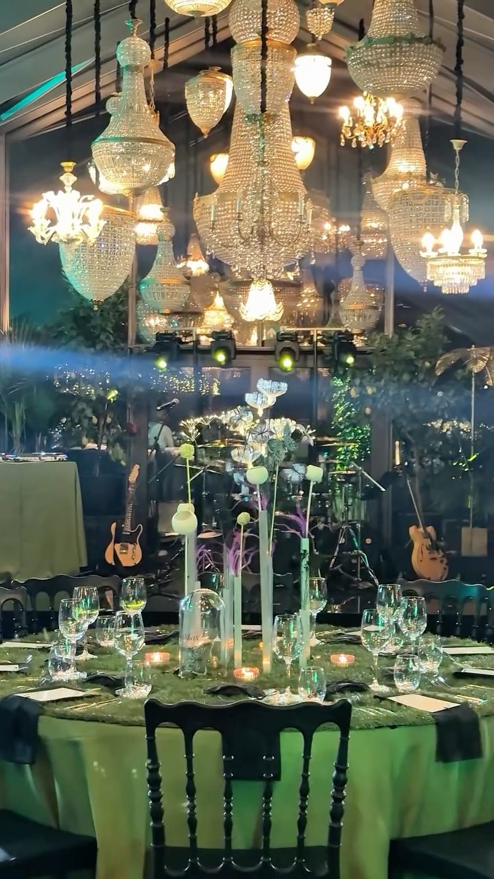 magic of secret garden 🌿✨
#corporateevent #eventmanagment #sarmantipasakumi #eventinspiration #eventdesign