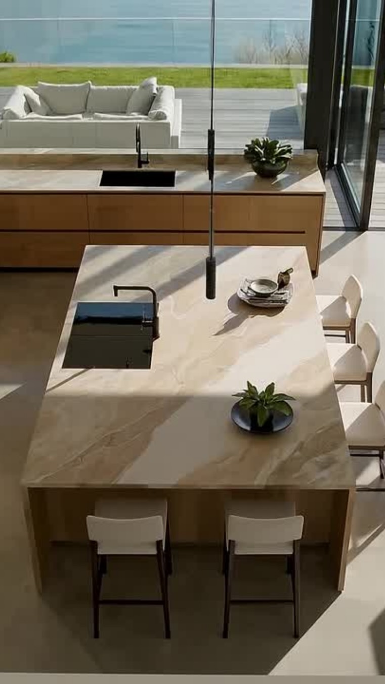 . . .
GÅRON | Architecture & Design
www.garon-promo.ch
info@garon-promotion.ch
+41 (0)27 552 00 26