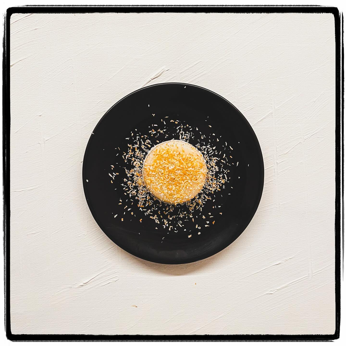 This week’s dessert is a very easy Lemongrass and Coconut Panna cotta. Checkout our website for the full menu and recipes. #pannacotta #lemongrass #easydinner #dinnnerideas #dessert #desserlover