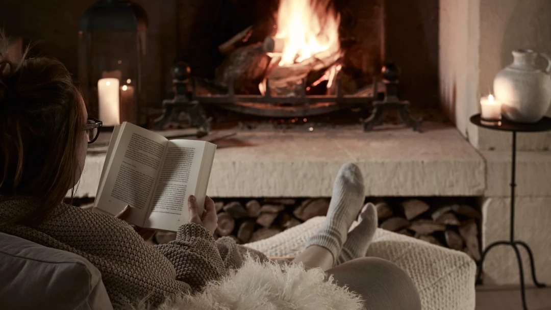 This month we asked ourselves "if 'The White Company' commissioned us to fit them a fireplace, what would that look like?"
Queue the mood-boards and the photoshop! The finished result? SHOCKING.
(it's not that shocking actually, it's pretty on-brand, we're quite good at this sort of thing)
Want some 'The White Company' fireplace inspo? Read our blog! No seriously... Please read our blog? We've put some nice pictures, and we think there's even a joke in there somewhere.
https://wix.to/66Zp65S
#newblogpost #thewhitecompany