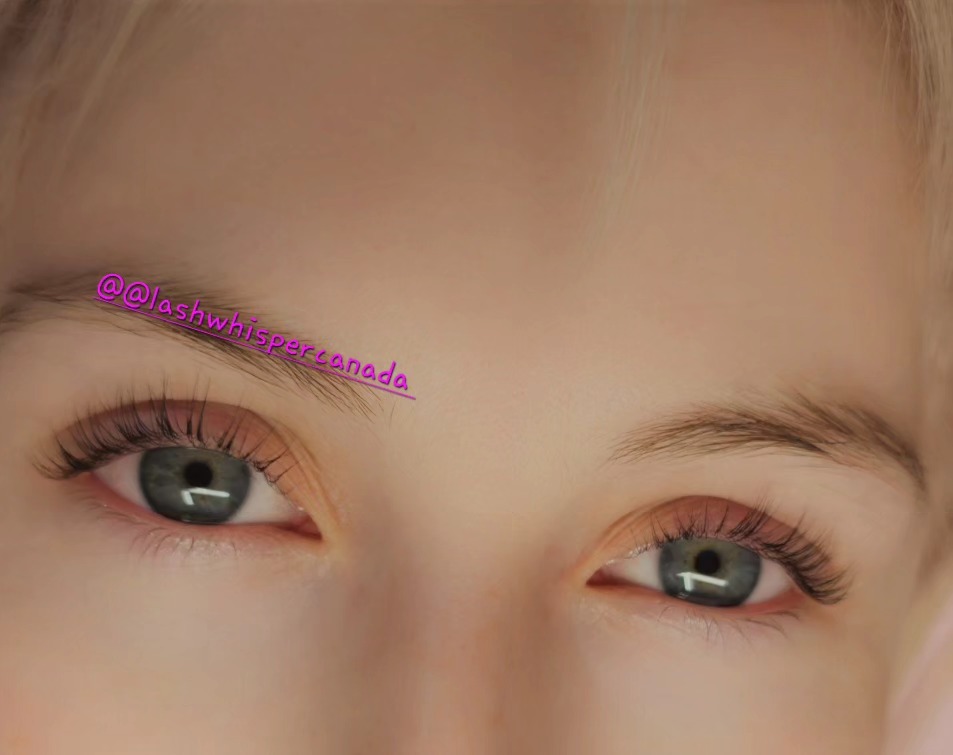 #lashliftandtint #lashlift #hamiltonontario #beautysalonhamilton #hamiltonbeautysalon #beautysalon
