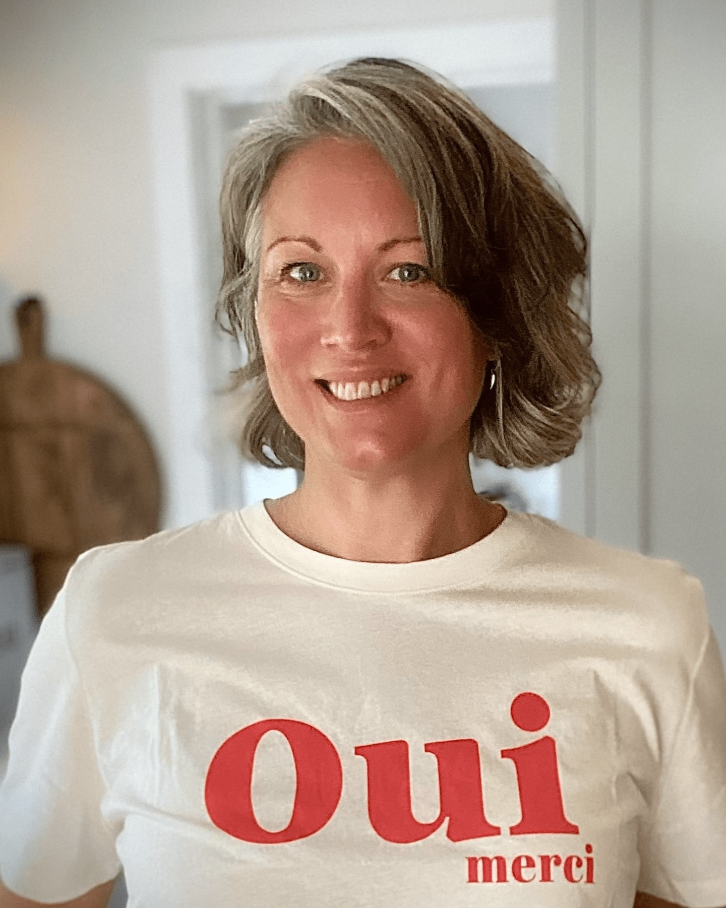 Hello, I’m Laura 👋
I teach cookery classes because I genuinely love seeing people relax around food.
Not cooking to impress. Not rushing. Not feeling like you should already “know how”.
Just learning properly, eating very well, and leaving feeling more confident than when you arrived.
My classes are calm, generous and practical - the kind of day that feels nourishing, rather than exhausting.
If you’ve ever thought a cookery class might be lovely, but also slightly intimidating… think of this as my warm welcome to you: come and sit around my kitchen island, let me make you a coffee and relax while I show you some of my favourite dishes.
Upcoming classes are on my website - link in my bio, or message me here:
- This Thursday 29 January: “I Burn Toast” bootcamp for beginners - designed especially for complete beginners: the kind of people who panic over pasta or break out in a sweat at the thought of chopping an onion.
- Friday 6 February: Kitchen Kickstarter for Men - for men who want to step up and cook more at home.
- Friday 13 February: Seasonal Mediterranean - discover how gorgeously simple it can be to cook colourful, seasonal, plant-based food inspired by the Mediterranean.