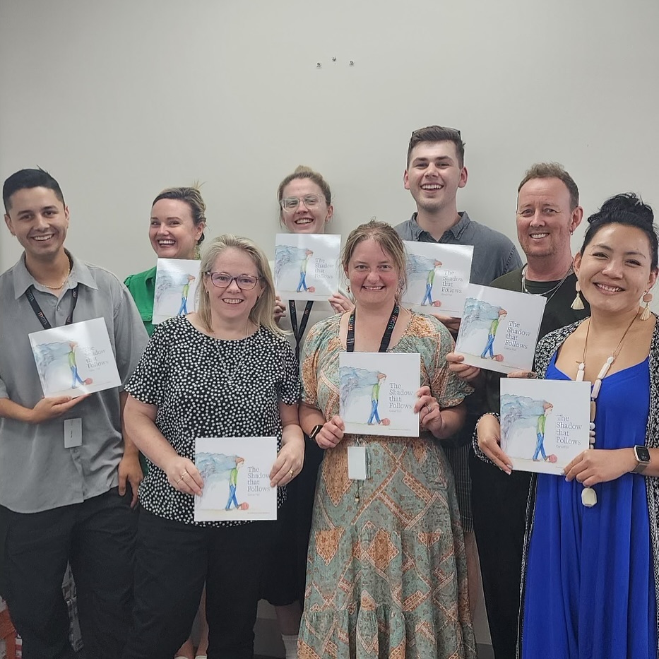 I got to visit @melbcitymission this week to drop off 100 copies of my book, The Shadow that Follows.
Thanks to the incredible support from the team at MCM, the books will go into refuges, schools and early childhood education settings across Melbourne.
Children and young people will get this resource at a time in their lives where the world may feel as though it’s crumbling around them - and be given a message of hope, love and resilience.
A message I needed when I was a kid.
So thank you, MCM, for your support in getting this book out to the people who need it most. 🧡💜💚
#familyviolence #familyviolenceresource #survivor #childrensbook #breakthecycle