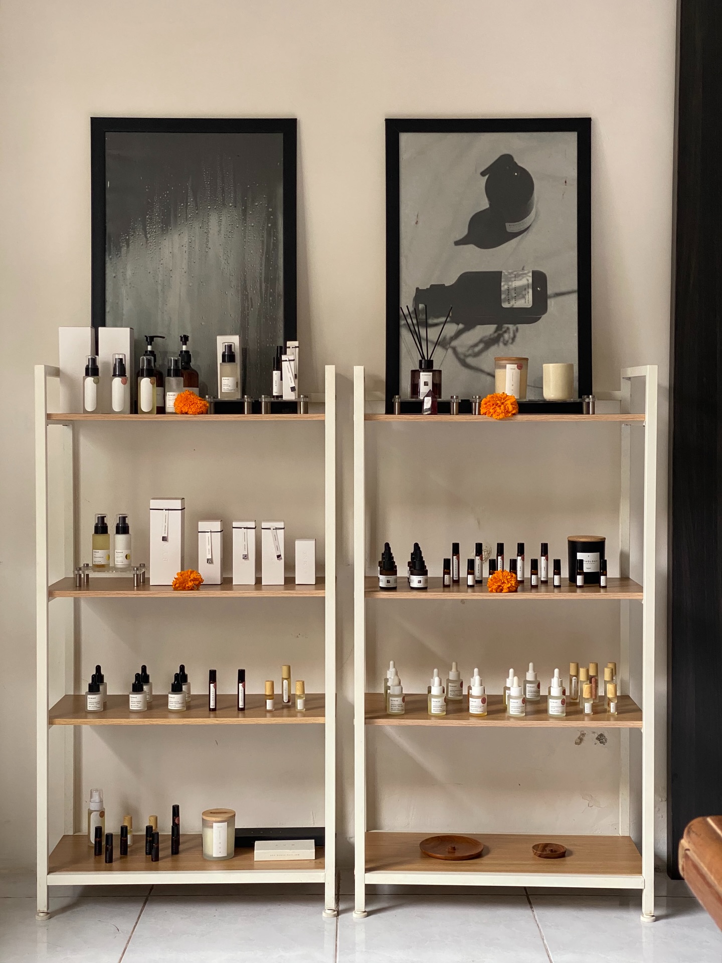 Our January — 🌺
We took a month off preparing the upcoming fire horse year, cleansing - clearing - making more space for growth. And now we’re entering the last two weeks before the new year — our final shedding.
#yearofhorse2026