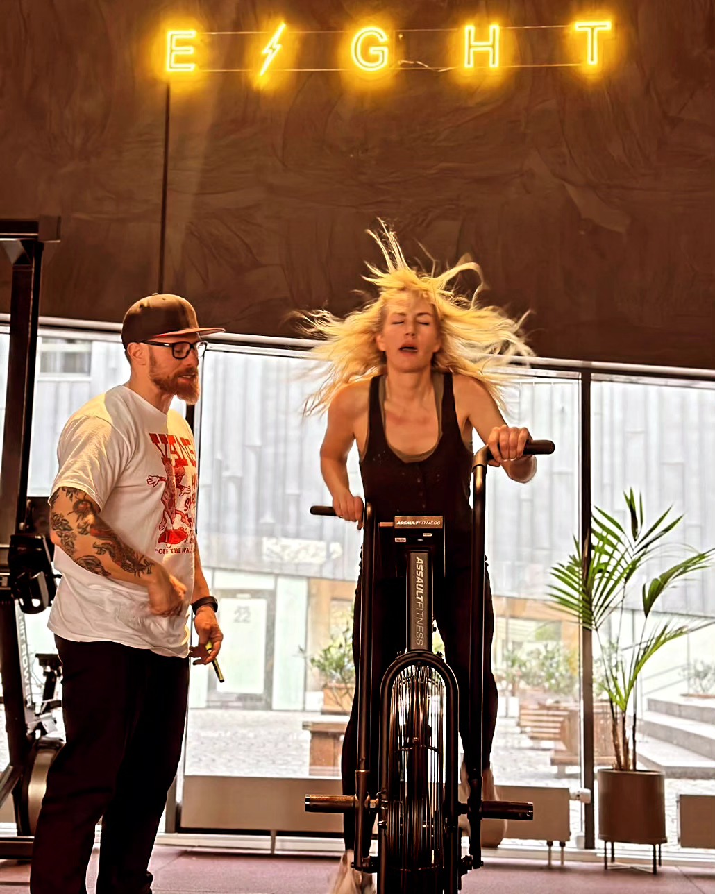 If a picture could paint a thousand words...
Best caption wins a hug from me.