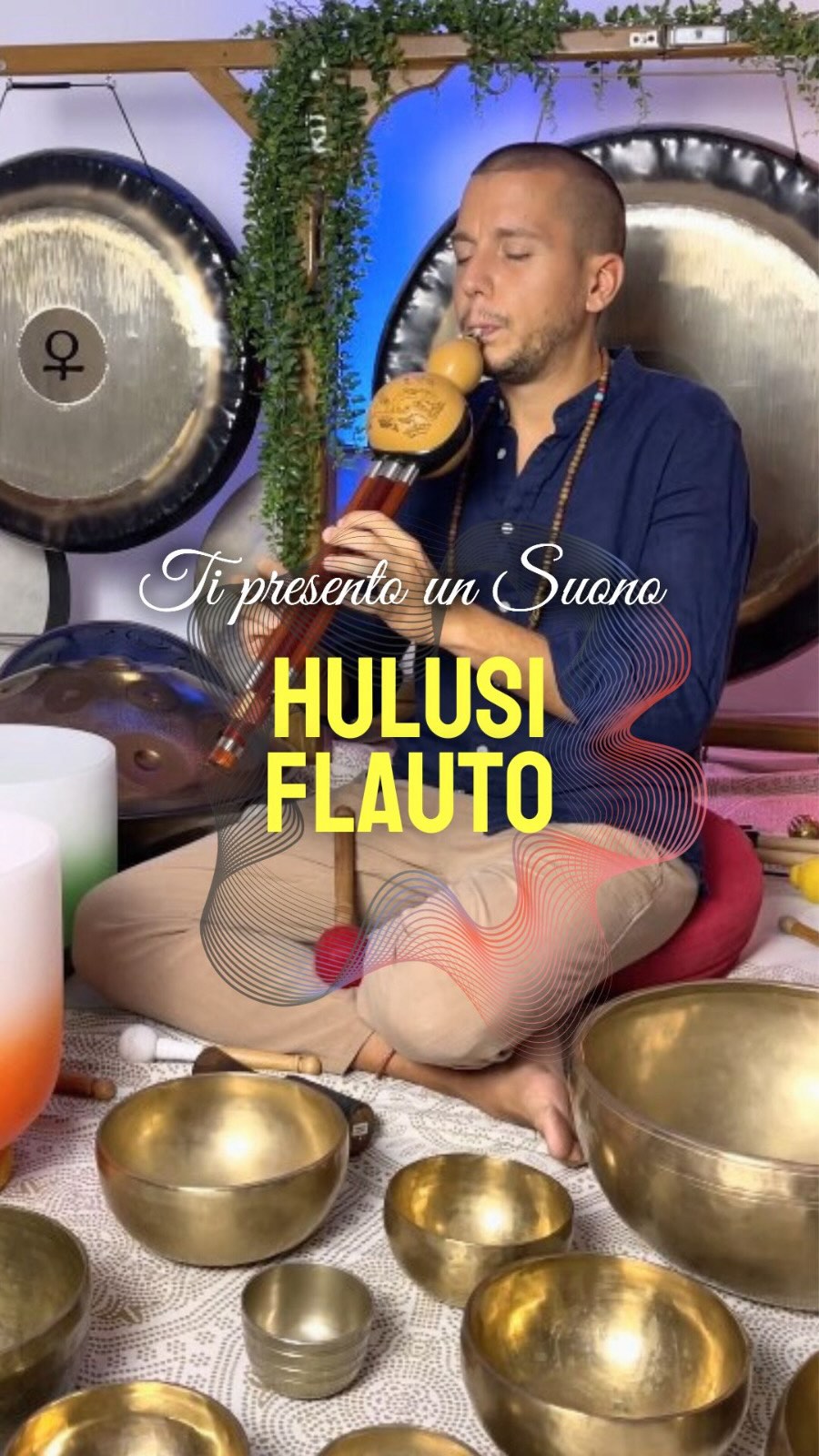 Ti presento un suono: Hulusi 🪈
L’hulusi è uno strumento a fiato cinese fatto con una zucca e dei tubi in bambù o legno. Ha un suono morbido e caldo, molto espressivo, che ricorda la voce 🎶
È perfetto per creare atmosfere rilassanti e a me piace abbinarlo al suono delle campane di quarzo ✨
Ascolta questo suono e dimmi: Che cosa ti muove dentro?
#filippopigaiani #bagnodisuoni #campanetibetane #suonoterapia #handpanmusic