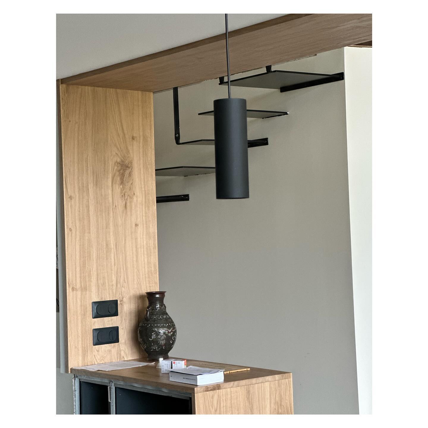 Les Écuries : #green #homedecor #homemade #decoration #decoration #homedecoration
#homestyle #DesignInterieur #DecorationInterieur
#DecoDesign #InteriorDesign #ModernDesign #StyleDeVie #InspirationDeco #ArchitectureInterieur #DesignTrends #MaisonChic #RenovationInterieur #DecoAddict #EspaceDeVie #DesignMinimaliste #DesignContemporain #MobilierDesign #DesignInnovation #ProjetDeco #DecorateurInterieur