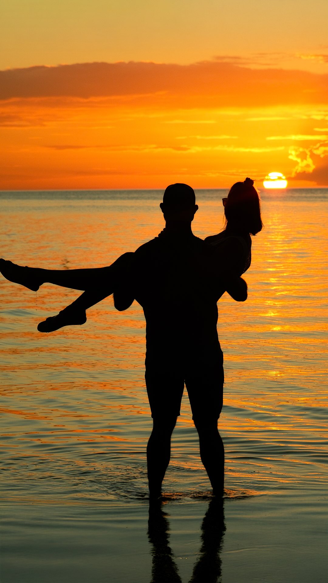 Some trips are about seeing new places.
Others are about seeing each other again.
Reconnecting as a couple isn’t something that happens in packed itineraries, crowded spaces, or constant distraction. It happens in slow mornings, shared quiet, long conversations, ocean air, and moments where you can actually be present together.
At Ix Chel, we intentionally create space for that kind of connection — privacy, nature, thoughtful experiences, and room to breathe. Whether you’re celebrating something special or simply remembering why you chose each other, this is a place to soften, reconnect, and enjoy being together again.
Not just a vacation.
A return to each other. 🤍
#CouplesRetreat #BelizeTravel #MindfulTravel #BoutiqueResort #Reconnect