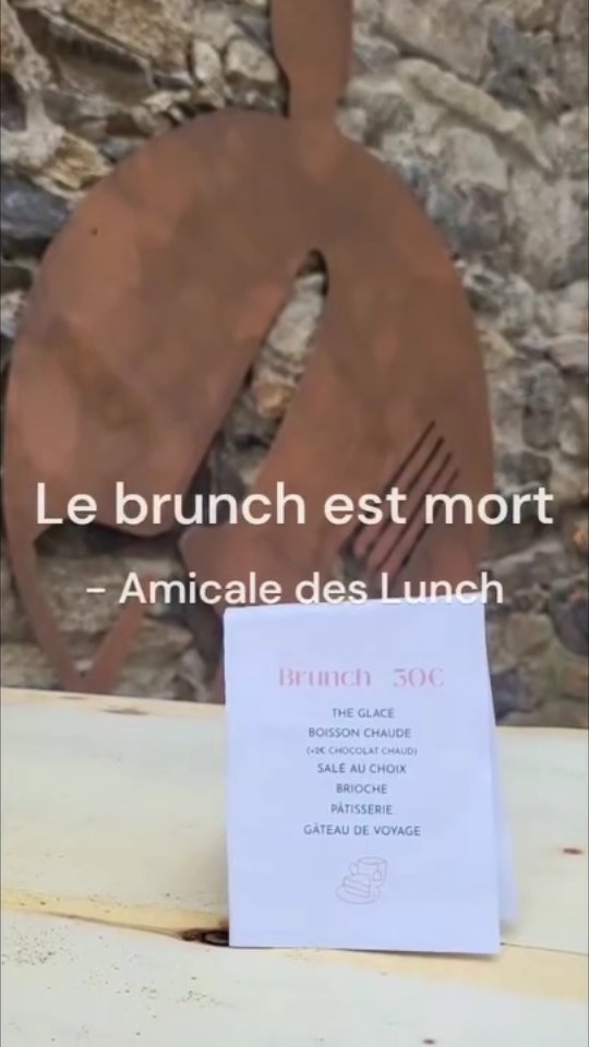 On ne va pas se mentir, nous ne vous proposerons pas des 🥑,🥐,🥓 et un café "thermos".
Le dimanche on aime bien trainer à table en famille entre amis,seul ou même à 2..🎵
Déguster du 🍷plutôt qu'un ☕️ .
Pour changer des 🦪et du 🐔 du dimanche!
#NoBrunch #sundaylunch😋 #ouvertledimanche #nantesrestaurant