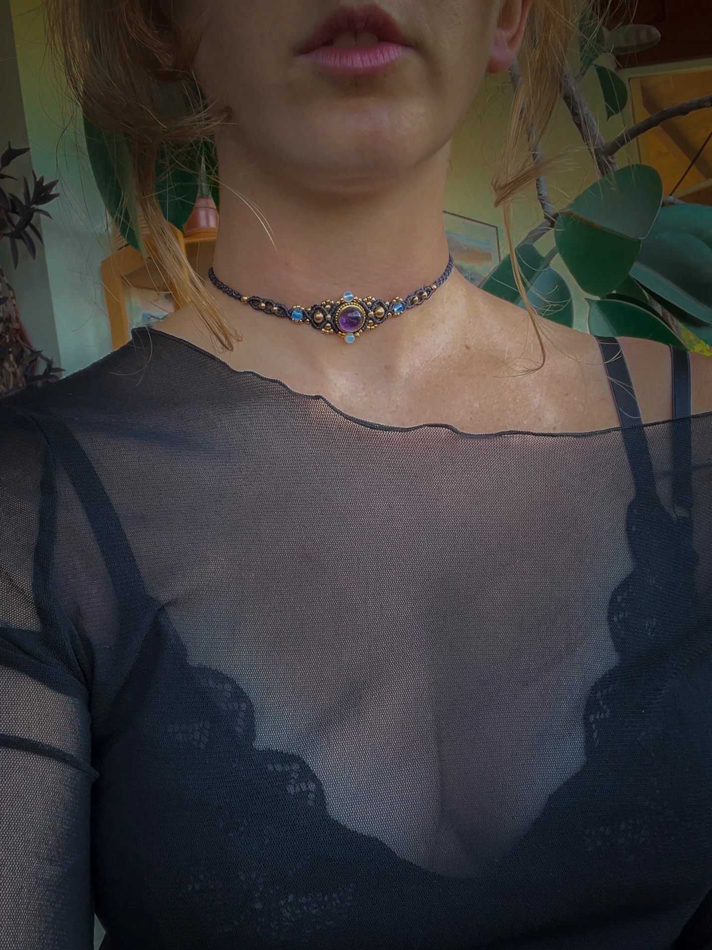 ✨Sur le site tu peux retrouver le collier en macramé Orïen, ici en Améthyste et Opalite personnalisable selon tes goûts 🖤
#amethystejewelry #macramejewelry #slowfashionfrance