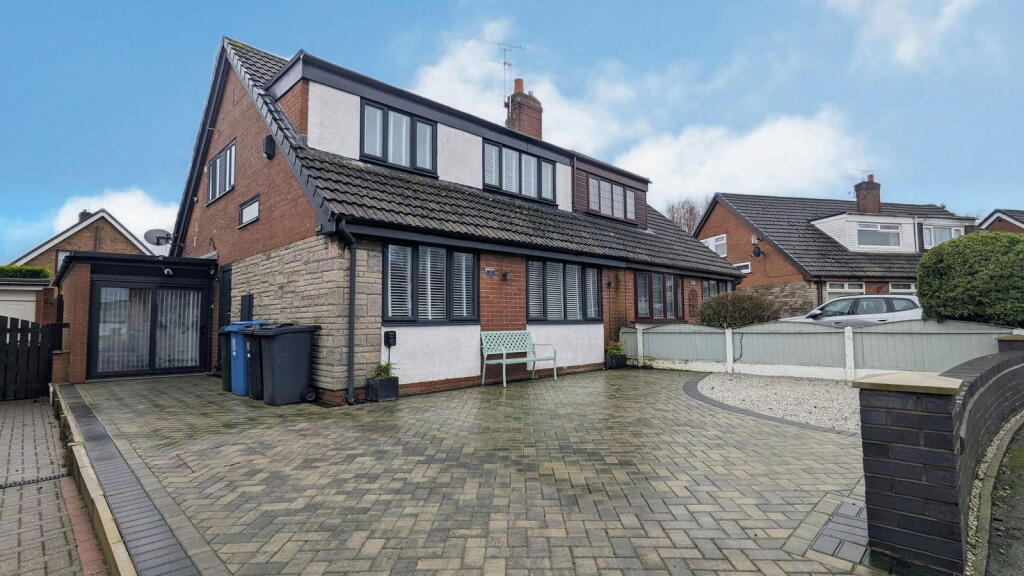 ✨ Featured Property For Sale ✨
📍 Tiverton Avenue, Skelmersdale, WN8 8PA
🏠 4 Bedroom, Semi-Detached. £230,000
Deceptively large extended four bedroom semi-detached family home available for sale in the quiet residential estate of Tiverton Avenue situated in Old Skelmersdale.
◾ Deceptively Large Extended Family Home
◾ Modern Fitted Kitchen & Dining Area
◾ Three Reception Rooms
◾ Separate Utility Room
◾ Downstairs Bathroom
◾ Garage Conversion
◾ Four Bedrooms
◾ Modern Fitted Bathroom
◾ Enclosed Front & Rear Gardens
◾ Viewings Highly Recommended!
For more information please visit our website or contact us via:
📍 | Skelmersdale Office
📞 | 01695 355110
🌎 | www.neilrobinson.co.uk