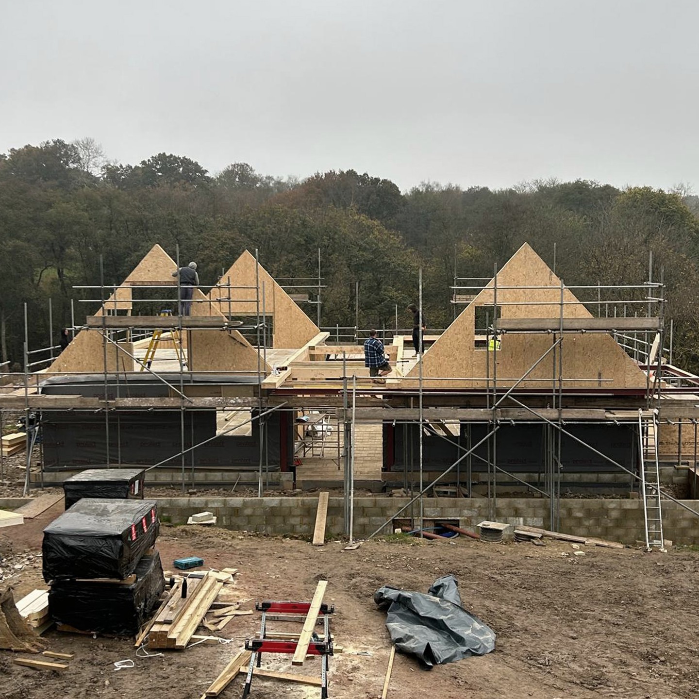 Wadhurst / Work in Progress - Luxury Countryside House
Architects @theisandkhan
#construction #architecture #architect #newbuild #luxury #house #granddesigns #newbuildhouse #modernhouse #onsite #progress #contractor #contemporaryarchitecture #residentialarchitecture #eastsussex #autumn #countryside #nature