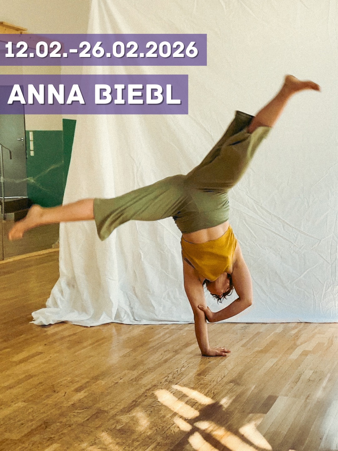 💜GUEST TEACHER ALERT💜
NEW IN! Handstand Lover aufgepasst! Anna Biebl (@bannana_moves ) besucht uns im Februar nochmal, und nimmt uns in zwei dreiteiligen Workshops mit in ihre Welt der Handstände! Ganz egal, ob du noch nie einen Handstand gemacht hast, oder schon geübt bist - es ist für alle was dabei!🤸♀️
Mehr Infos & die Anmeldung findest du auf Eversports unter Workshops und auf unserer Website💪