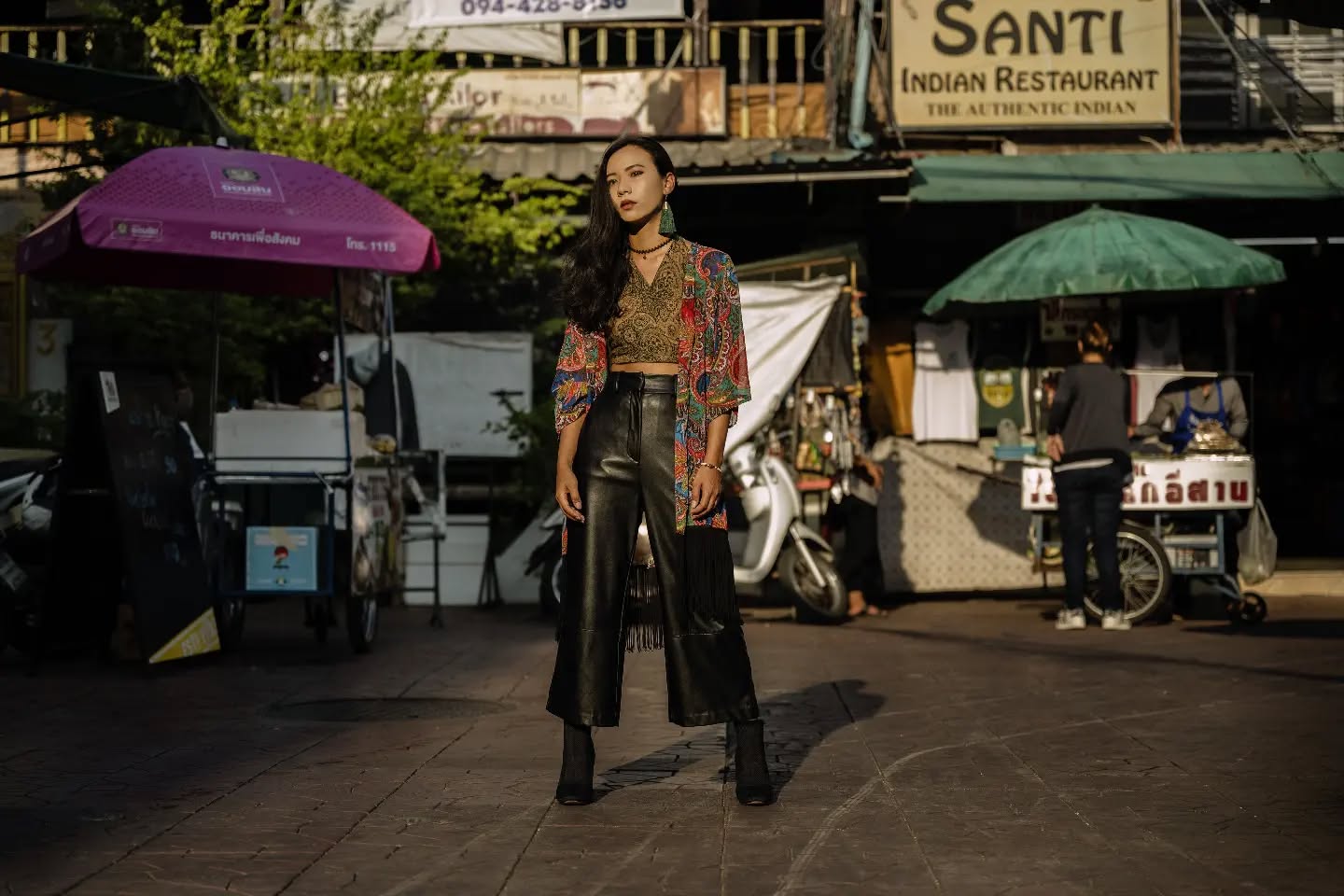 I love to photograph wherever I go. This fun shoot in Bangkok with the fabulous @randomcryptic.girl was perfect.
#photographer #fashionphotographer #bangkokmodel