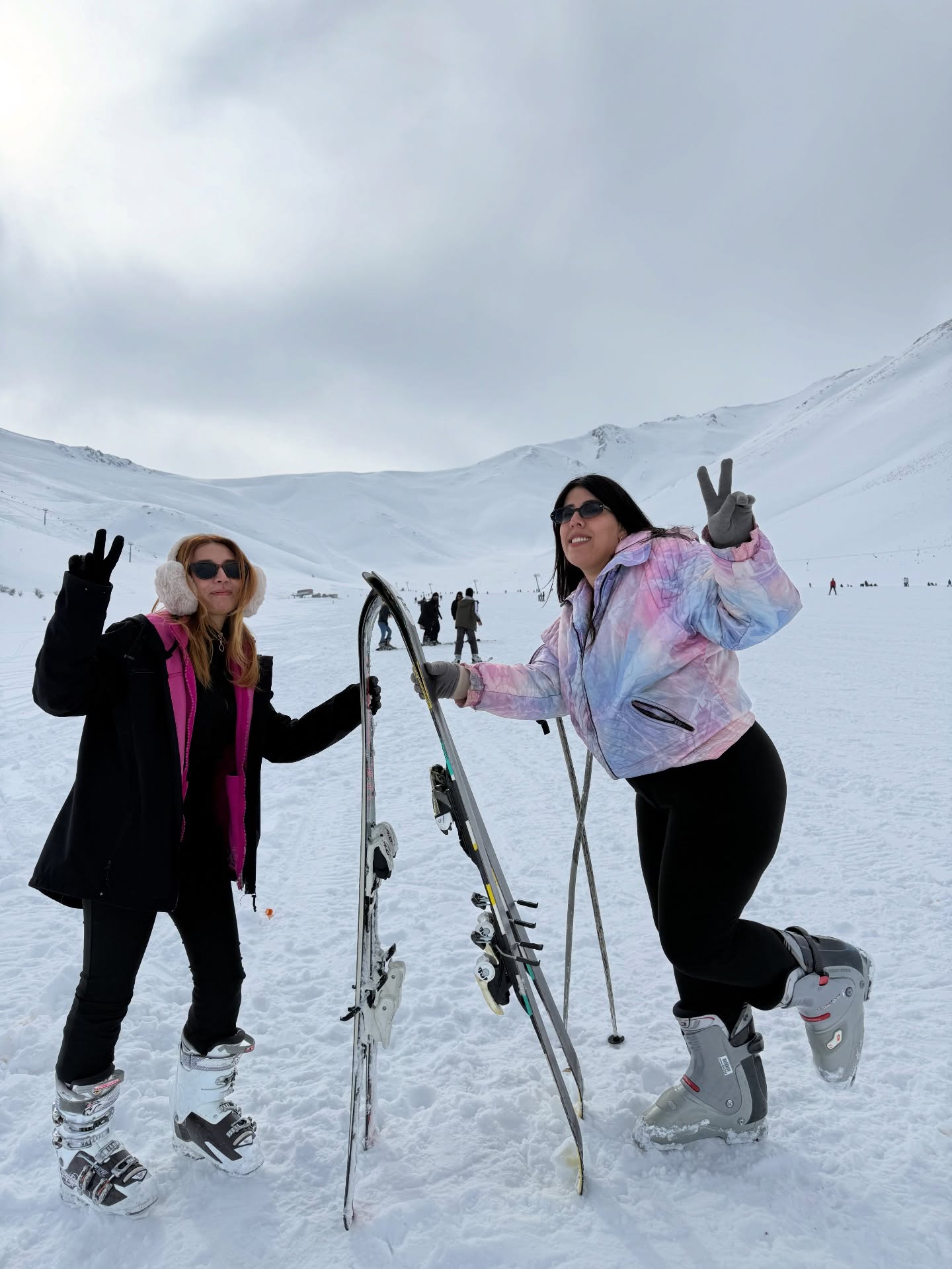 ✨BU KARELERDE ANILAR VAR ✨
27 Ocak Abalı Kayak Turumuza katılan tüm misafirlerimize
enerjileri, samimiyetleri ve güzel anları bizimle paylaştıkları için
tek tek teşekkür ederiz 🌸
📍Gelecek Tur Tarihleri ;
📆 Her Hafta Cumartesi-Pazar-Salı
☎️Detaylı Bilgi & Rezervasyon
📞0533 526 65 73 | 0505 110 41 65
🛡️ @sirpturizm
🌐 www.sirpturizm.com.tr
#şirpturizm #vangezi #abalıkayakmerkezi