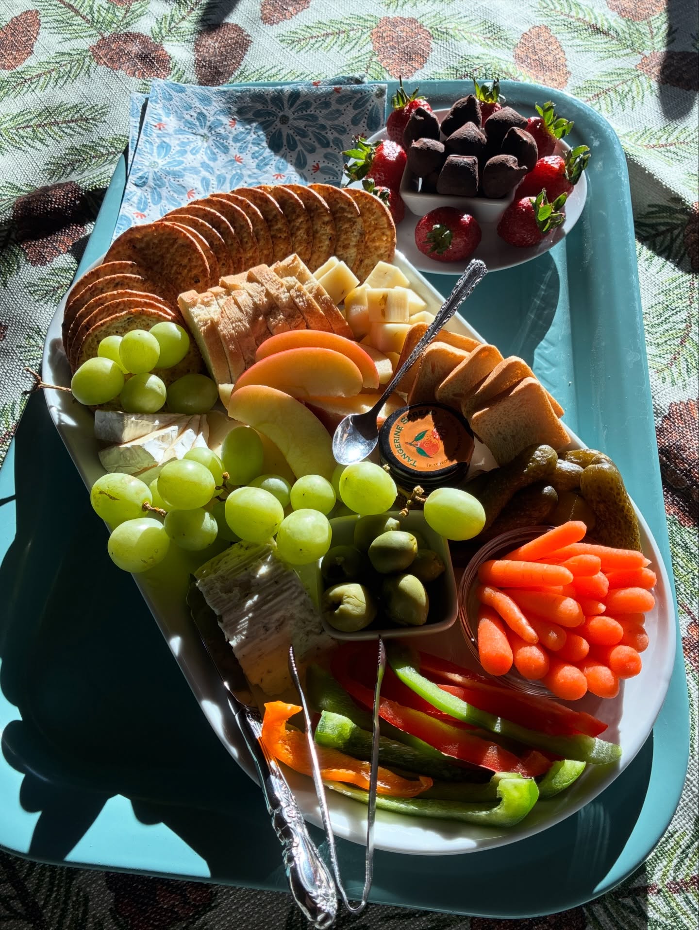 Love is in the details. 💘
We have a Valentine’s guest, and this charcuterie board is just the beginning of their romantic evening.
We love the personal touches that turn a stay into a memory. ✨
