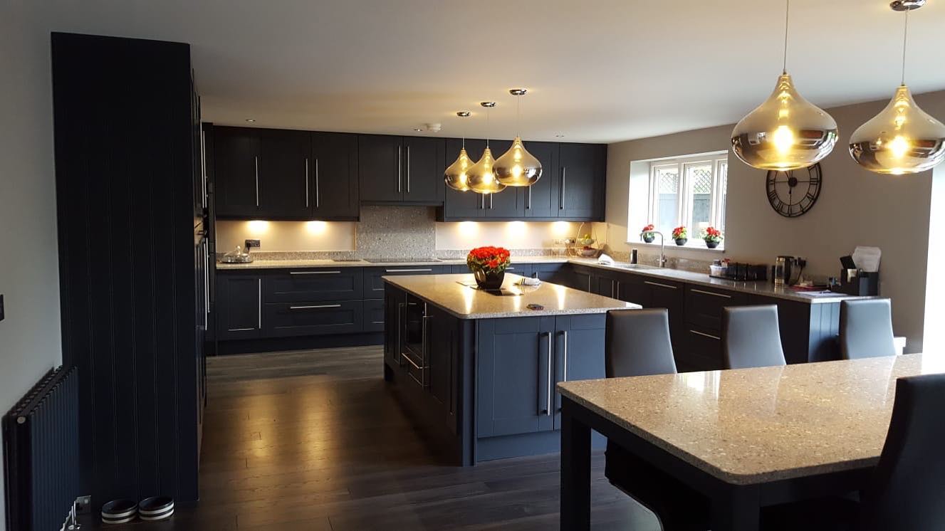 Classic traditional Haddington Shaker styling.