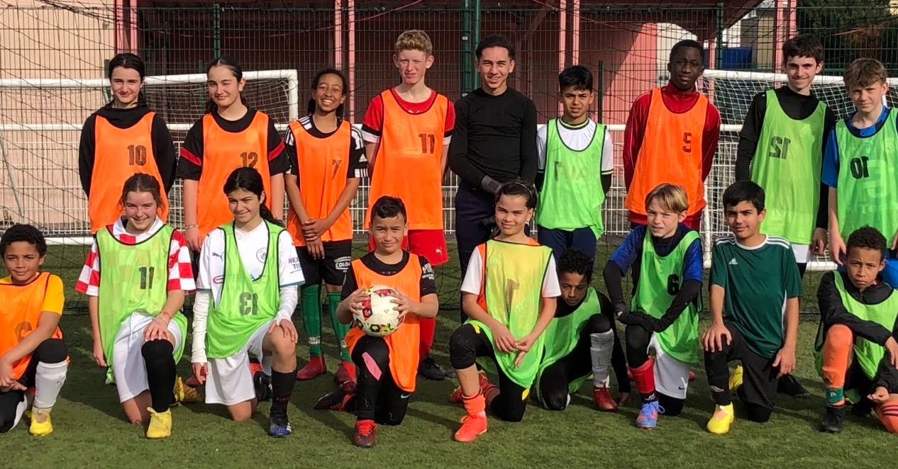 Stage football ⚽️ 👍💪🏽💪🏽!!!
Super semaine malgré le froid 🥶
Petite dédicace au absent sur la photo Ade, Théo, iremsu, Yoann, Lemine 🥰 #stagefootball #stageperfectionnement #footlover