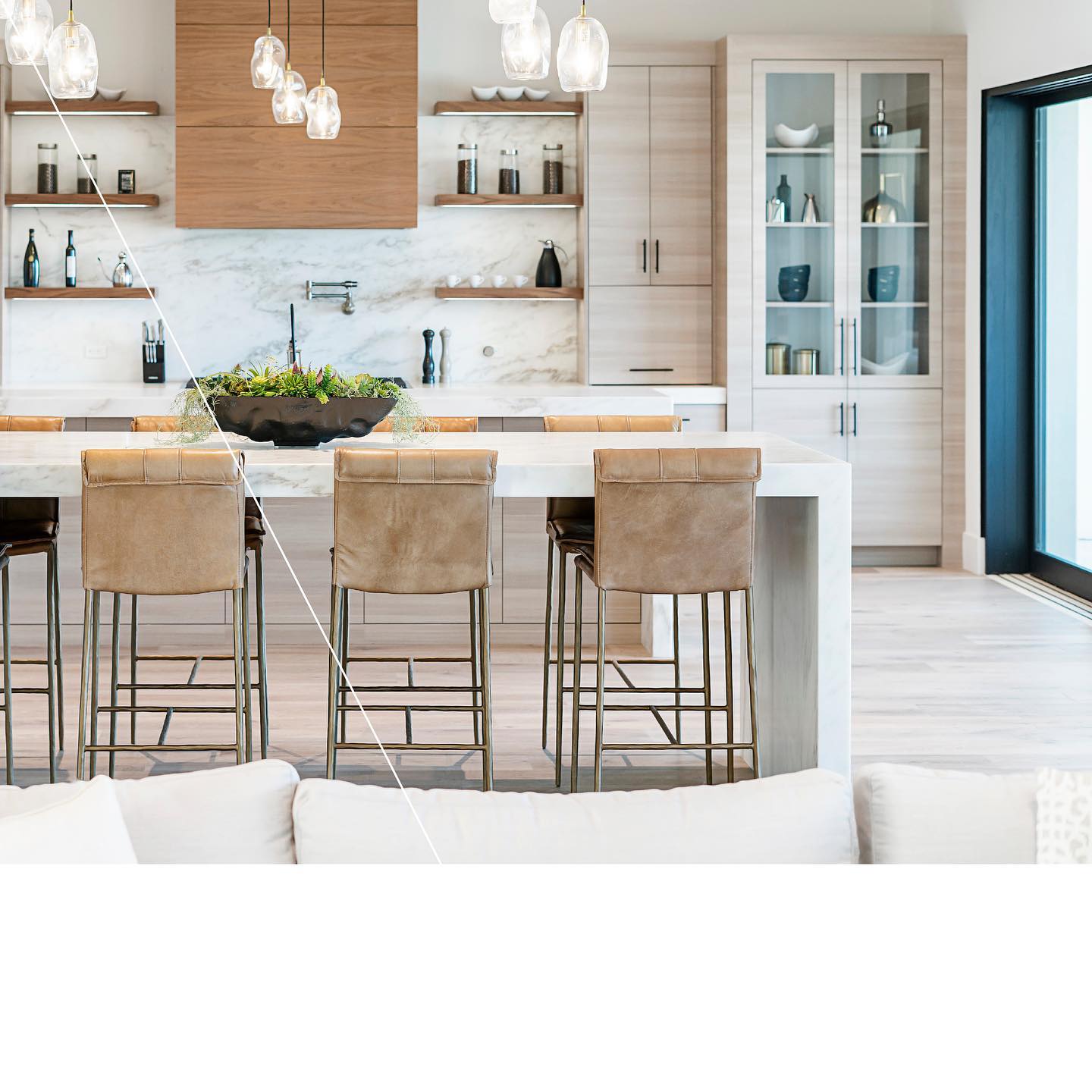 Cumple tu deseo de renovar tu hogar 🤍✅ con Asymetrico y @baccredomaticpa
Financiamiento de hasta 24 meses sin intereses 🏠✨
Es muy sencillo, contáctanos al DM para iniciar la renovación de tus sueños 🤩
* Ciertas condiciones aplican