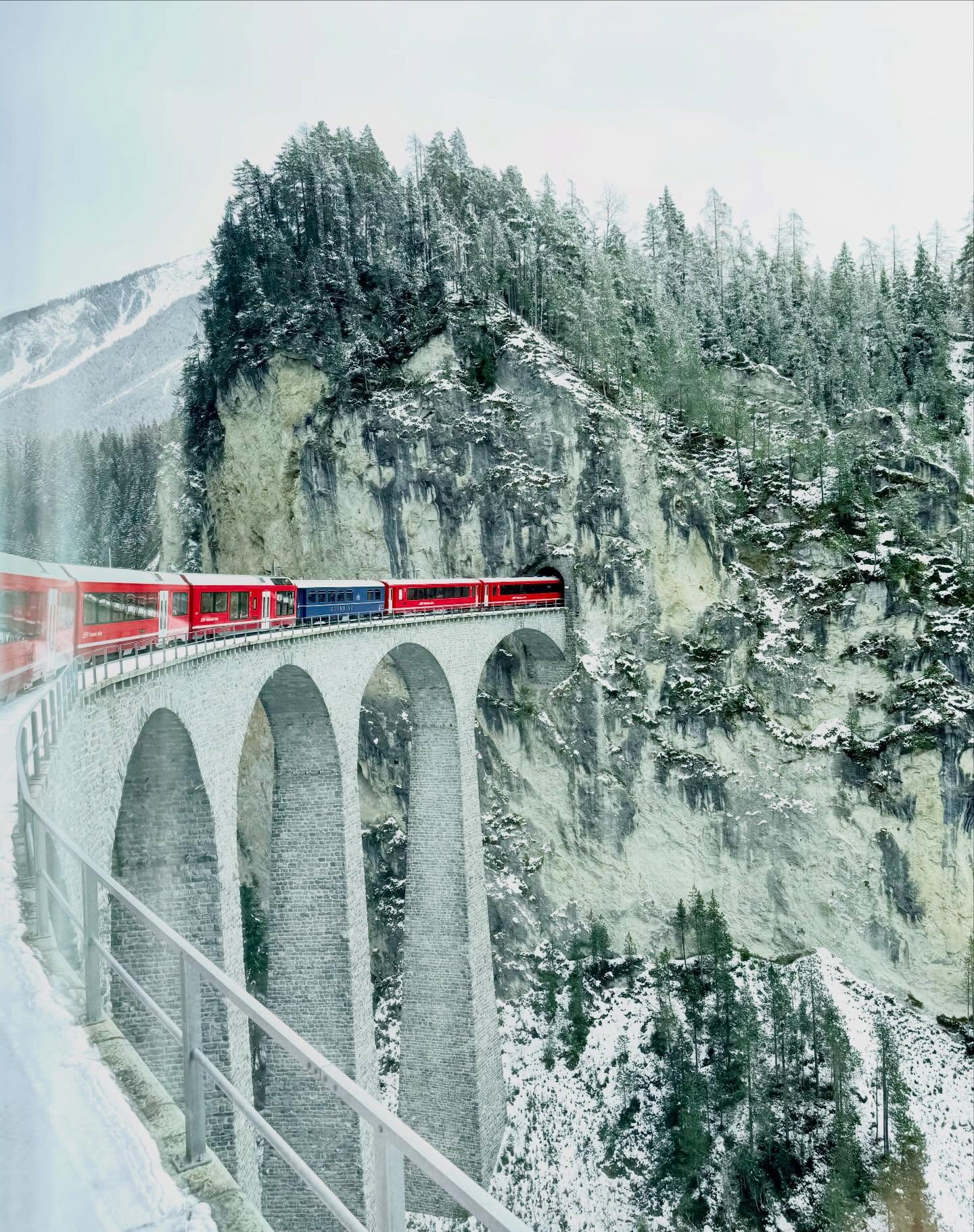 Heading into the Swiss Alps #switzerland #skiswitzerland #switzerland🇨🇭 #swissalps #tlbestshot