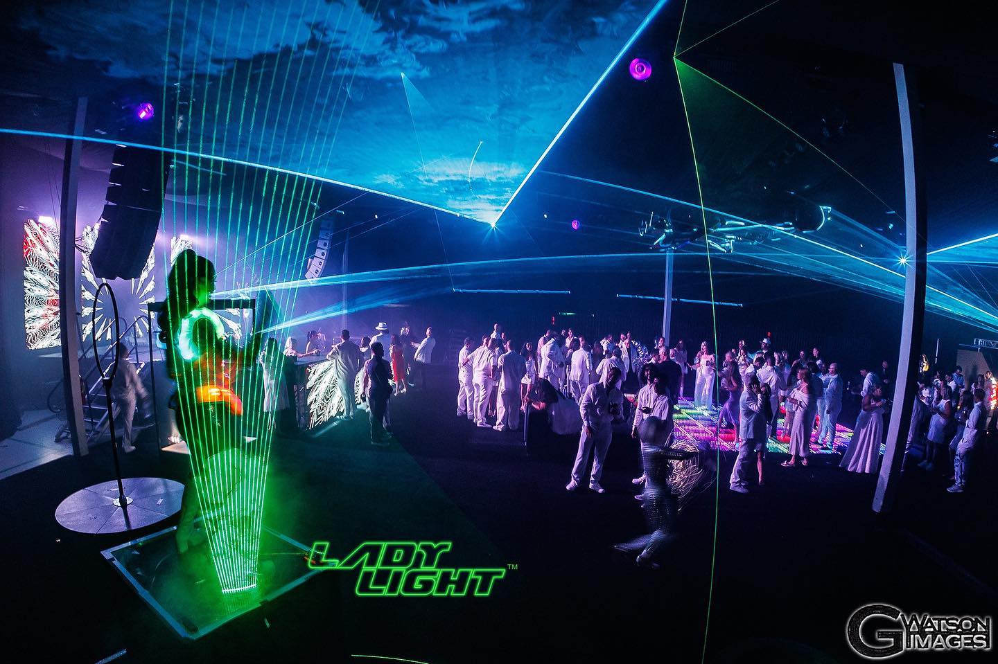 Another great capture by @g.watsonimages from a special event in Indianapolis. #lasergirl #laserwoman #led #hitech #laserman #lightbender #wowfactor #neon #glow #womenintech #laserdancer