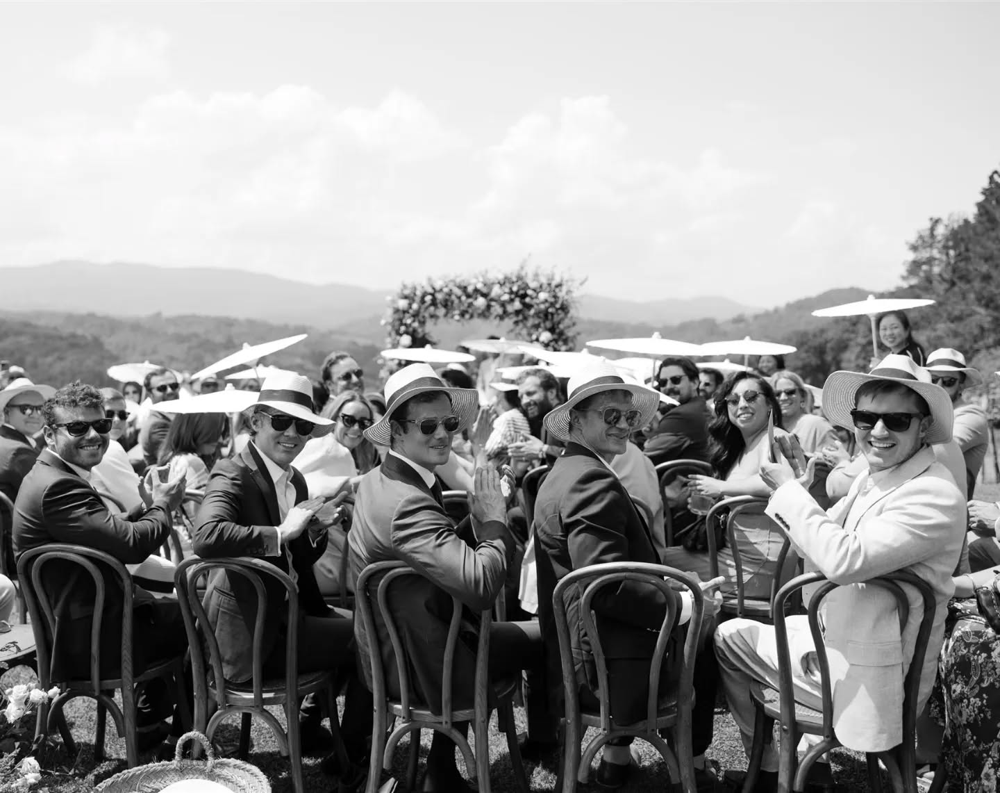 ¿Todos listos? Esta locura empieza en nada y ya estamos suuuuper preparadas!
@bodega_katxina
@20eventosweddingplanners