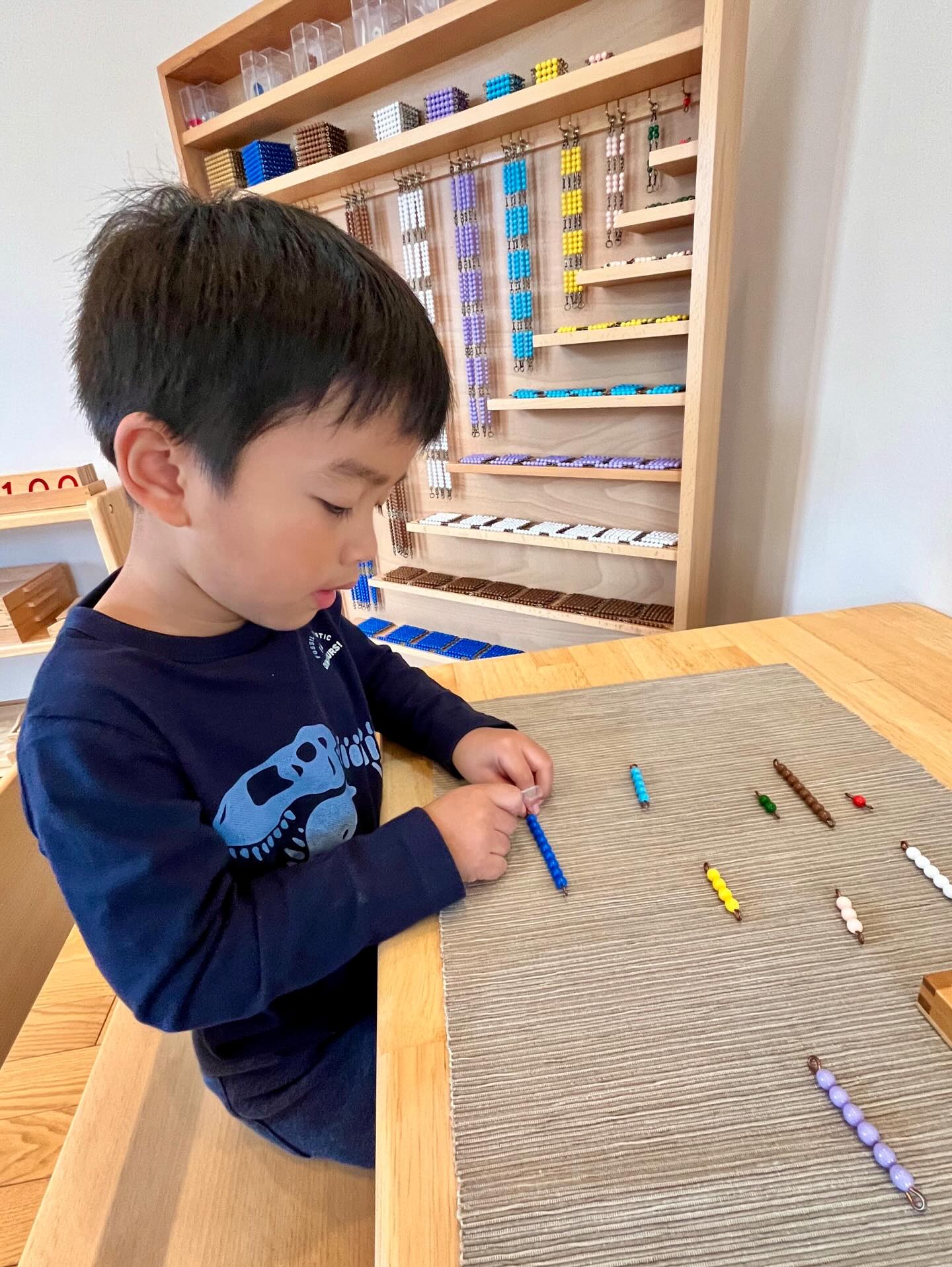 Before numbers are abstract, they are felt and seen. Montessori math materials make quantity, sequence, and value tangible and joyful.
Save if you love hands-on maths!