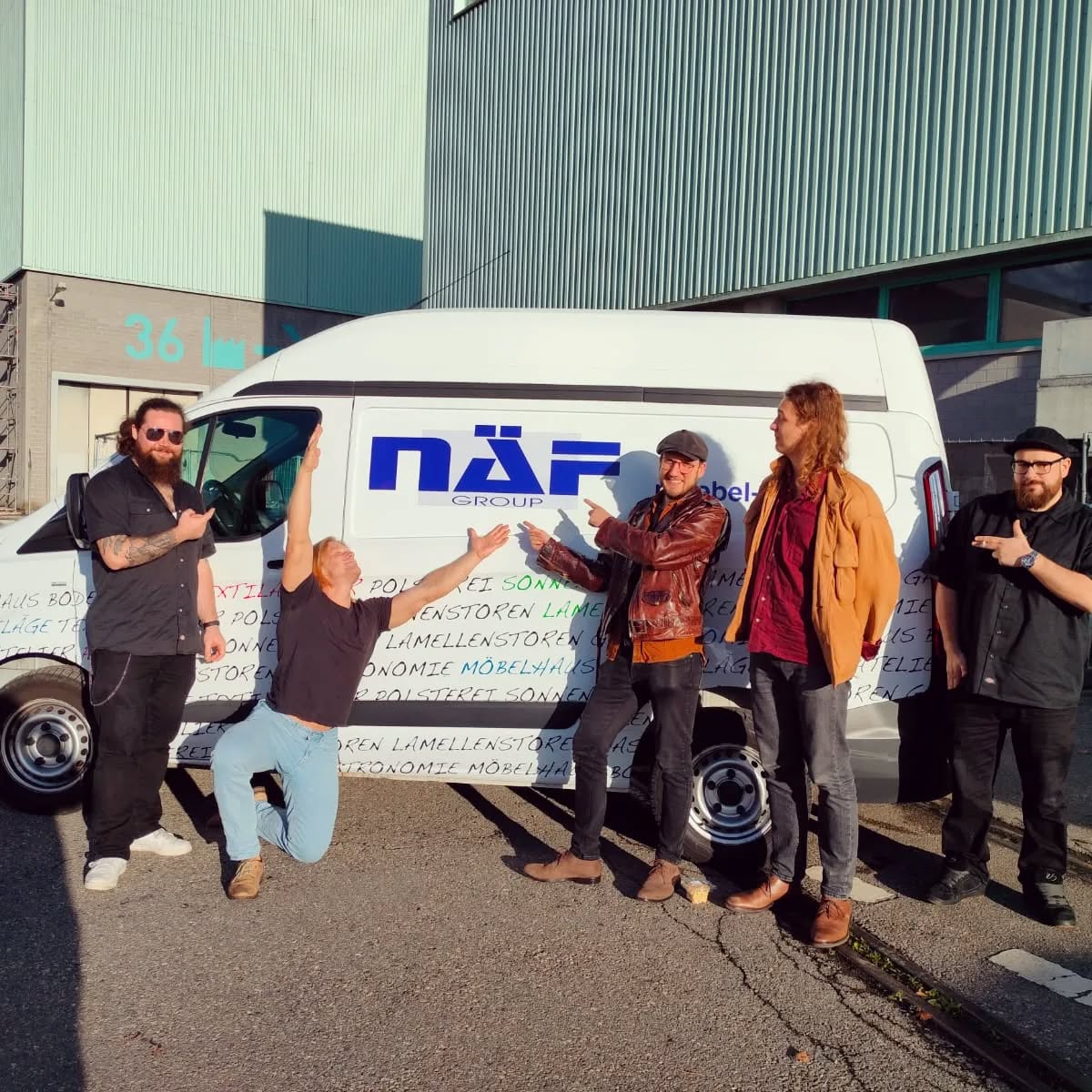 Down For The Count Tour Sponsor @_naef_ag 😃🙏
Am nächsten Samstag findet das Tourfinale @senkel_odg statt🥳 Als Support sind @hornydolphinsband am Start😎
Tickets gibts hier: https://www.ticketino.com/en/Event/Dave-and-the-Dudes/181936