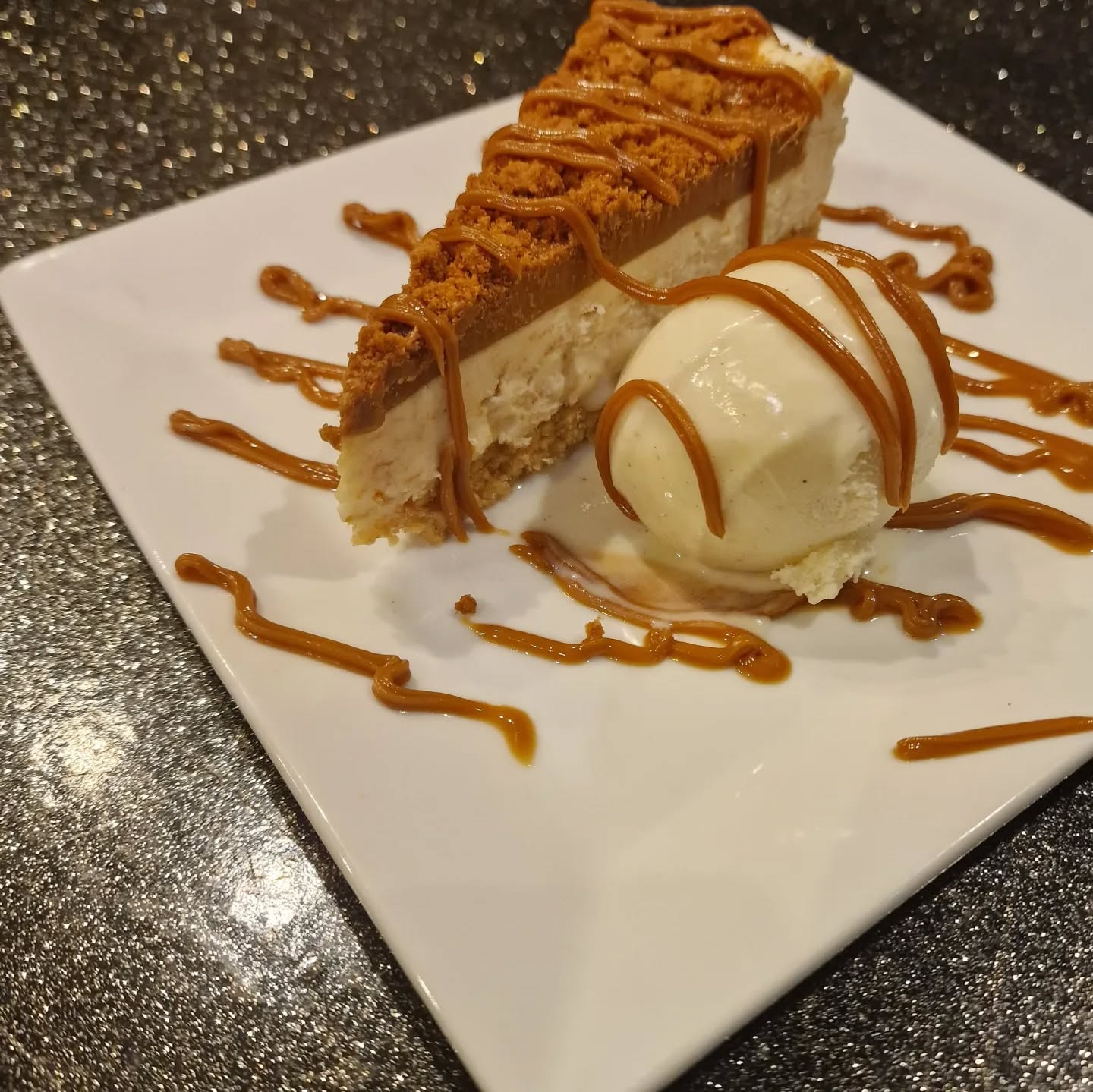 We Love our Lotus Cheesecake why not try one after your Steak, grill or burger 😋
•
•
#nofilter #instagood #food #foodpprn #foodofinstagram #steakhouse #steak #steakdinner #steaklover #steaknight #chicken #walsall #westmidlands#steakhouse #steak #food #foodporn #meat #bbq #foodie #beef #instafood #steaklover #grill #restaurant #foodlover #meatlover #steakdinner #foodstagram #carne #steaks #dinner #foodphotography #instagood