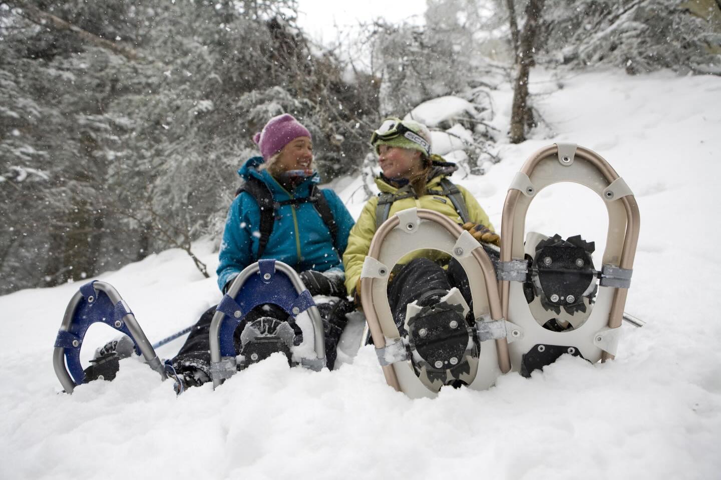 Remember, the library has *snow shoes* you can check out! Both adult and kid sizes. ❄️❄️❄️❄️
Photo credit Vermont tourism.