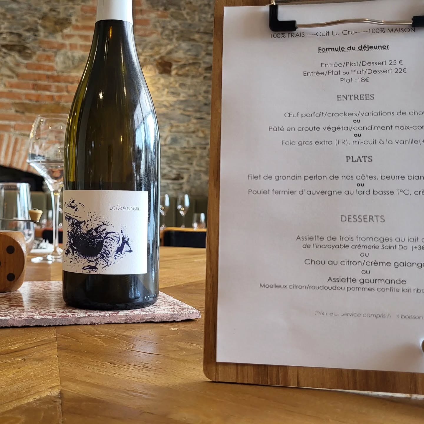 Beurre blanc aux agrumes ? Ce midi on ouvre le
Crapaudeau sublime muscadet 2020 du domaine passe pont minéral et frais!