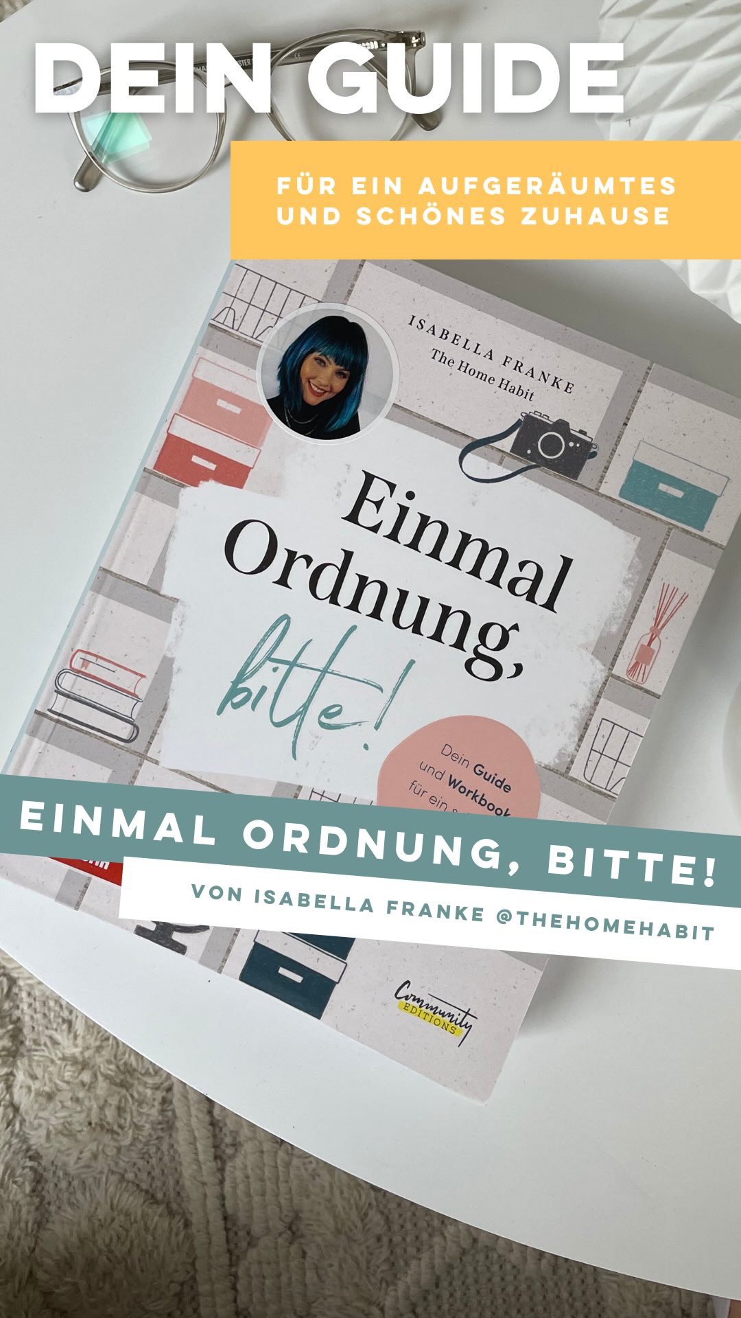 EINMAL ORDNUNG, BITTE! ⤵️
Ein Buch, das mehr ist als ein Ratgeber.
Und für viele der erste Schritt in ein organisierteres Leben.
Gerade weil in den letzten Jahren so viele neue Ordnungsinteressierte zu uns gefunden haben, möchten wir euch noch einmal an dieses besondere Buch von Isabella Franke @thehomehabit erinnern.
„Einmal Ordnung, bitte!“ ist ein Kreativ-Workbook, das dich direkt ins Tun bringt.
Kein stures Lesen.
Sondern Mitmachen,
Ausprobieren, Umsetzen.
Ordnung darf leicht sein. Und ja! Mit dem Buch macht Aufräumen sogar Spaß 😉
Listen, Anleitungen, Bullet-Journal-Seiten und viel Platz für eigene Ideen helfen dir dabei, Ordnung nachhaltig in deinen Alltag zu integrieren.
Du planst, reflektierst, gestaltest und siehst Schritt für Schritt echte Veränderung.
Für viele war dieses Buch der Anfang.
Der Moment, in dem aus „Ich räume gern auf“ ein
„Wow! Ordnung kann richtig viel bewirken“ wurde.
👉 Wenn du spürst, dass du Ordnung nicht nur für dich, sondern auch für andere weitergeben möchtest, dann starte deine Ausbildung zum zertifizierten Ordnungscoach bei der Akademie der Ordnung. Link in Bio 🎓
#homeorganizing #ordnungscoach #onlineausbildung