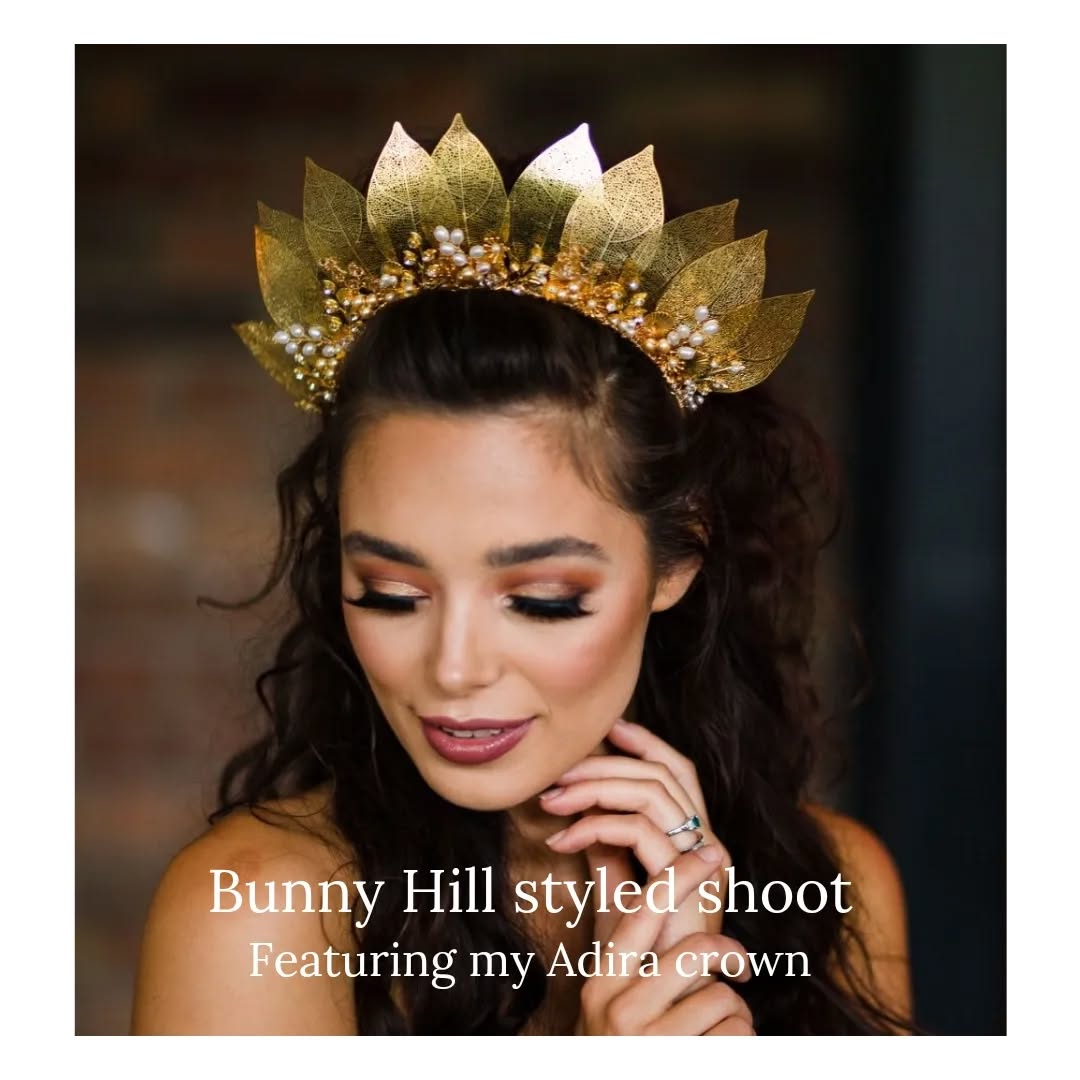 My beautiful statement Adira crown ✨️
.
.
.
Planner and stylist: @dreamboatsandcarousels
Photography: @terripashleyphotography
Videography: @bloomweddingsuk
Venue: @bunnyhillweddings
Florist: @hydeparkflowerclub.by.dotties
Model: @eliizabeth.anne
Hair styling: @amieegranthairstylist
Make up: @themakeupworks_
Crowns: @rachelchaprunne
Stationery: @raspberry_toast
Cakes: @mylittlecakery_
Rings: @london_victorian_ring_co
Band: @newyorkbrassband
Dresses: @goldiesbridal
Neon sign: @elizabethjamesevents
Table and chair hire: @eventhireuk
Cutlery, crockery and glassware hire: @whitehouse_crockery
Cake swing: @bramblesky2014
.
.
.
#bridalheadpiece #weddingheadpiece #bridalaccessories #weddingaccessories #bridal #bridalstyle #bridalhair #weddinghair
#weddingstyle #weddinghairaccessory #hairaccessory
#hairpiece #crown #boldbride #bridalaccessory #bridaljewelry #weddingjewelry #brideaccessories #bridejewelry #bridaltiara #weddingtiara #bridalinspo #tiara #bridalinspiration
#weddinghairpiece #bridetobe #bride #wedding #bridal #headpiece