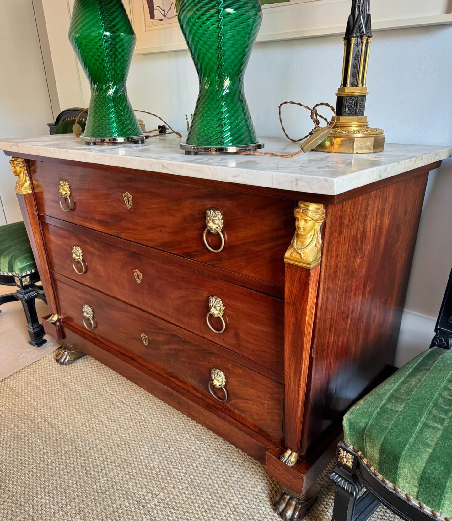Removal of water damage to a Georgian French dresser - one of this week’s most satisfying transformations.
Years of moisture had left visible staining along the sides, but with careful treatment and sympathetic restoration, we were able to lift the damage and revive the richness of the original timber while preserving its antique character. Pieces like this deserve patience, respect, and a light touch - and the results speak for themselves.
#FurnitureRestoration #AntiqueRestoration #GeorgianFurniture #FrenchAntiques #BeforeAndAfter