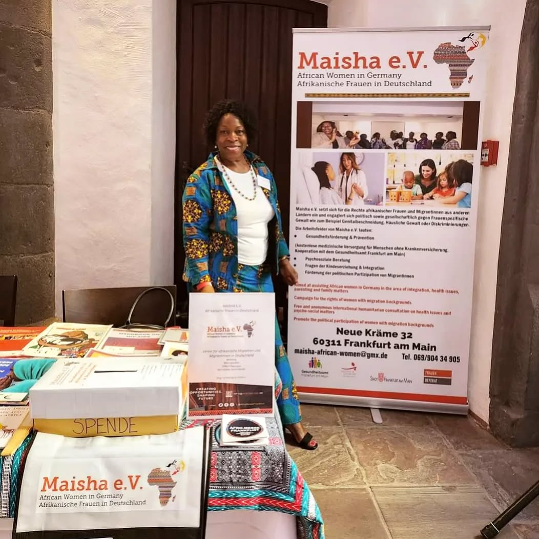 Machen Sie mit beim WESTHOFEN TREFFEN 2024!
Dies ist eine großartige Gelegenheit für Gemeinschaftsmitglieder, zusammenzukommen, Erfahrungen auszutauschen und unser Unterstützungsnetzwerk zu stärken.
Datum: 30. Mai - 2. Juni 2024
Ort: Westhofen, Deutschland
Aktivitäten: Workshops zu Integration und Gesundheitsförderung, Networking-Sessions mit anderen Migrantenunterstützungsorganisationen, Familienfreundliche Aktivitäten und Unterhaltung.
Das Highlight der Veranstaltung ist der MAISHA-STAND am Samstag.
Wir freuen uns darauf, Sie dort zu sehen!
Samstag, 1. Juni
🕚 11:00 Uhr: Runder Tisch (Zelt)
🕑 14:00 Uhr: 40 Jahre Sahara (Turnhalle)
🕔 17:00 Uhr: Pionierfahrt in Mauretanien (Turnhalle)
🕕 18:00 Uhr: Jubiläumsessen (Geschirr/Besteck mitbringen, Ben’s Stand)
🕣 20:30 Uhr: Banko Band Auftritt (Zelt)
Sonntag, 2. Juni