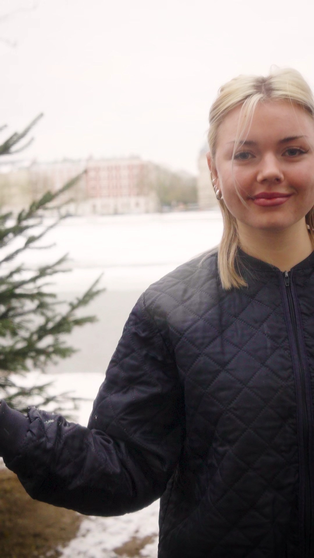 Det starter med sne i ansigtet ❄️
og ender med latte i hånden på Livingstone ☕