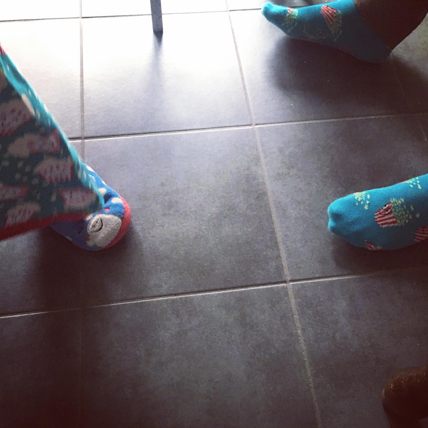 not discussed. sis and bro. Nicht ohne mein Popcorn 🍿 #kinoprogramm #popcornmeetscouture