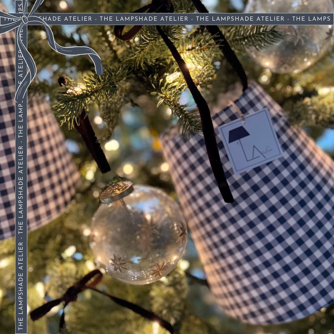 โค๏ธ Gifts from the heart โค๏ธ
You are still in time to order a thoughtful gift for your loved onesโผ๏ธ๐
Order your lampshade before November 30th to ensure your lampshade arrives by Christmas ๐โจ๐
Click the link ๐ in our bio and order your perfect gift!
#bespokelampshades #thoutfulgifts #christmasgifts #homedecor #customlampshades #handmade #lampshademaker #linenlampshades #madewithlove #homeinterior #interiordesigner #handcrafted #madeinusa #lighting #hancraftedilumination #beautifulhomes #the_lampshade_atelier