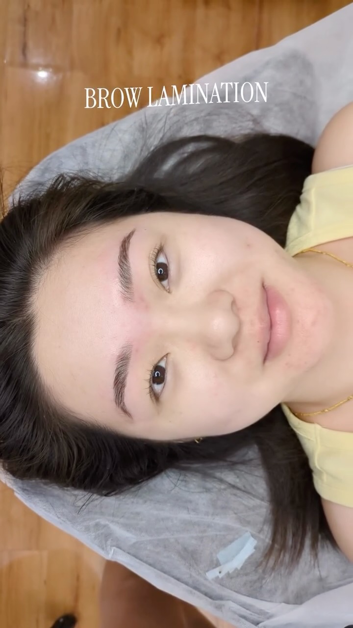 me: im going to film every step of the brow lamination
@jiakun.h : werent u meant to film this part
me: oh um… yes (forgets to film half the steps) 😒
guys im an expert on edits now. can u tell the video loops? 😗