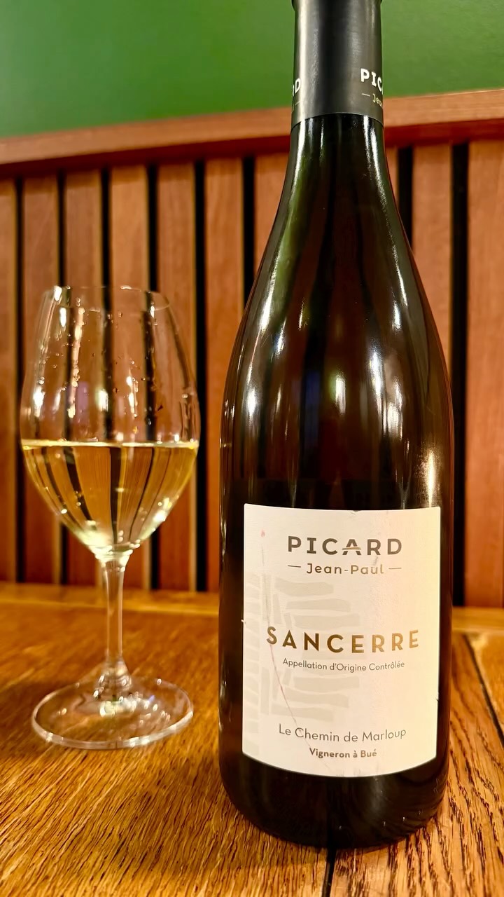 Every month we pick a couple of our favourite wines to pair with the menu…this month it’s a classic Sancerre to pair with the Smoked Haddock!
