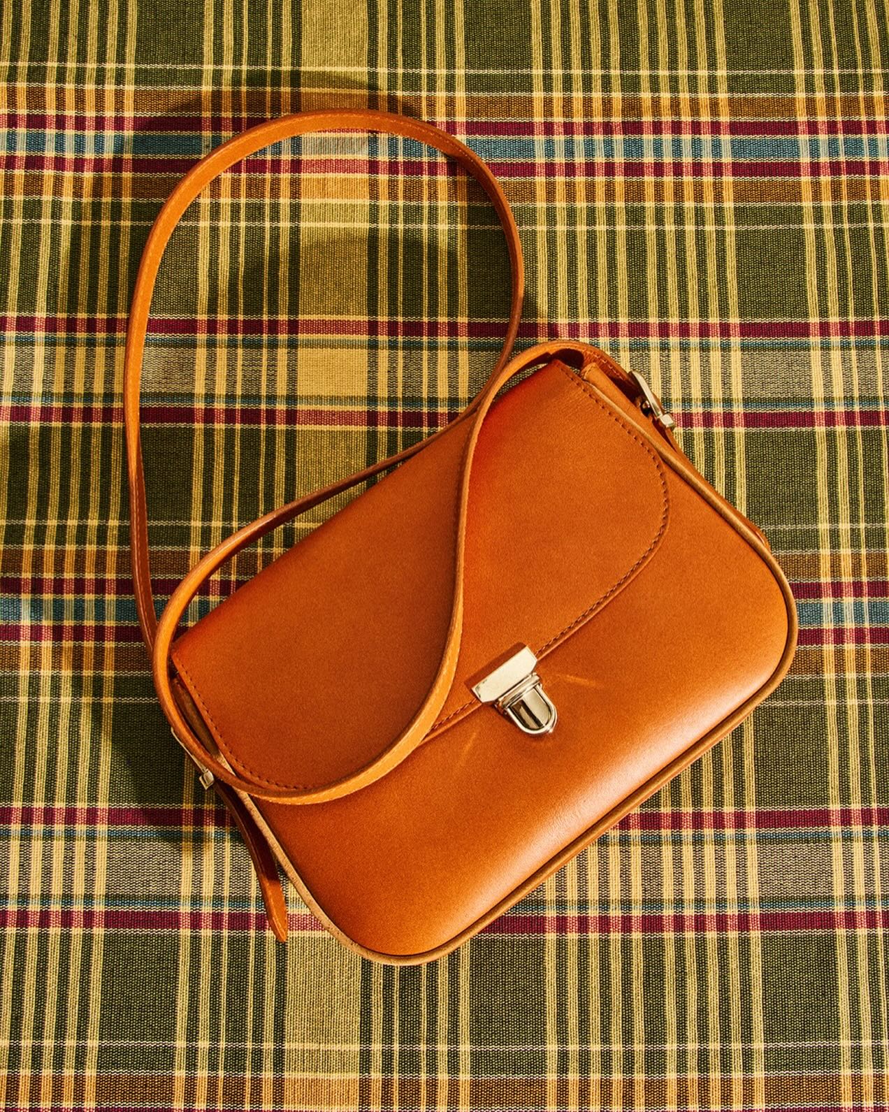 Wir lieben unsere „Wandertasche“.
Daher gibt es bald viele neue Varianten in unserem Shop in Osterwarngau .
Schaut vorbei in der Dorfstraße 9, Osterwarngau.
.
.
.
.
@silvioknezevic