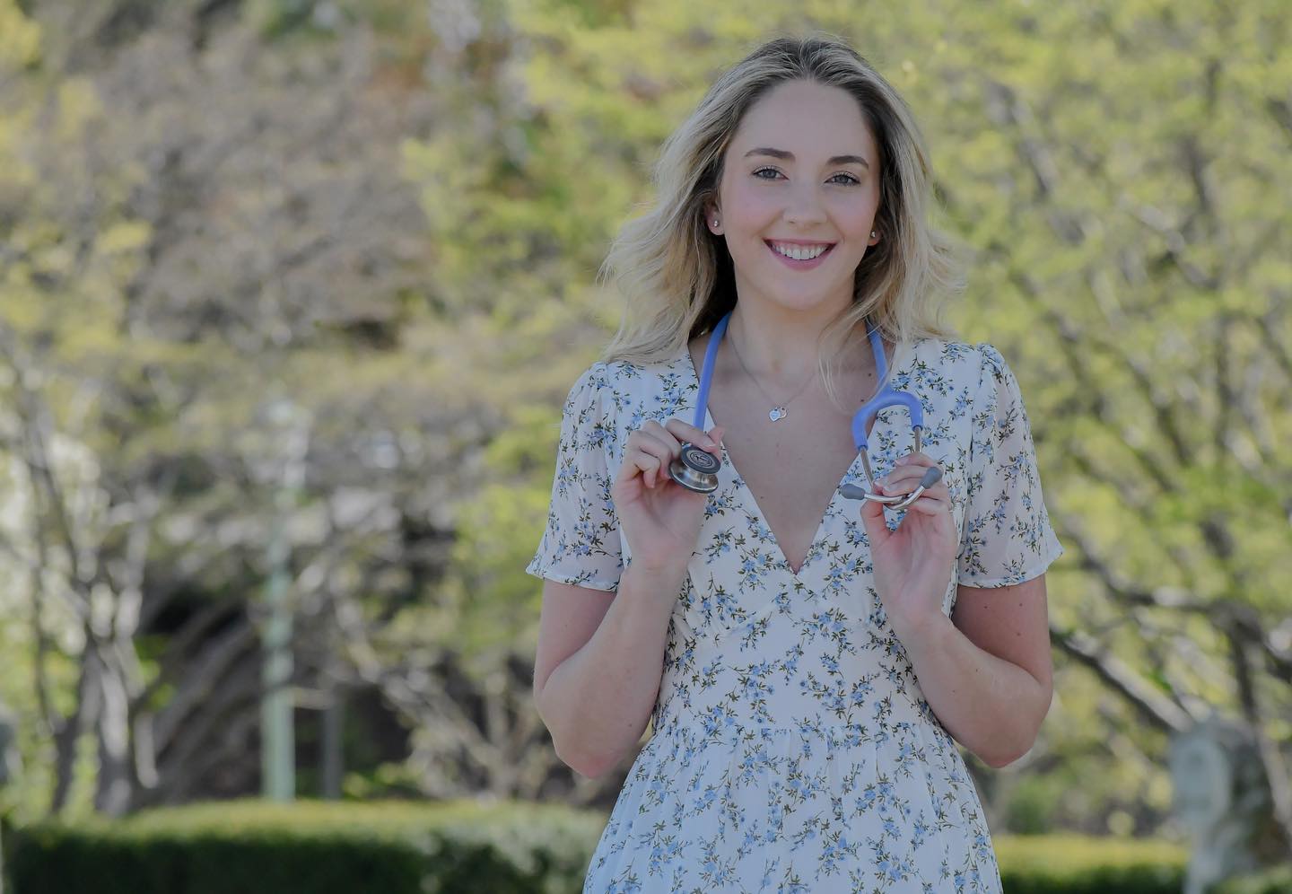 love this girl with all my heart 🤍 so proud of you and congratulations to you and hunter!
#abigaillindseyphotography #portraitphotography #thankyournurses #bsnrn #graduationphotoshoot #portraitphotography #graduation #nicunurse #utahnurse #utah #casewesternreserveuniversity #booktoday #nursingschool #nursingstudent #headshots #portraitphotography #nursing #nurse #nurselife #portraitsphotography #headshotsession #portraitsession #portraitstyles #portraitshot #seniorpictures #graduationphoto #clephotographer #clevelandphotographers #nursingschoolgrad @fpbnursing @cwru #graduationphotoshoot #seniorportraits