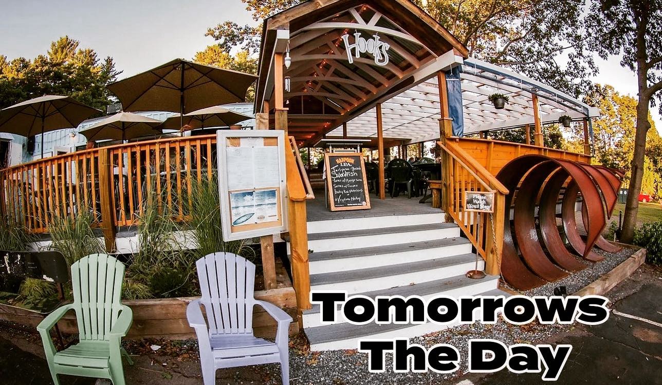 4pm. Be there. ๐ฎ #catchmeonthedeck