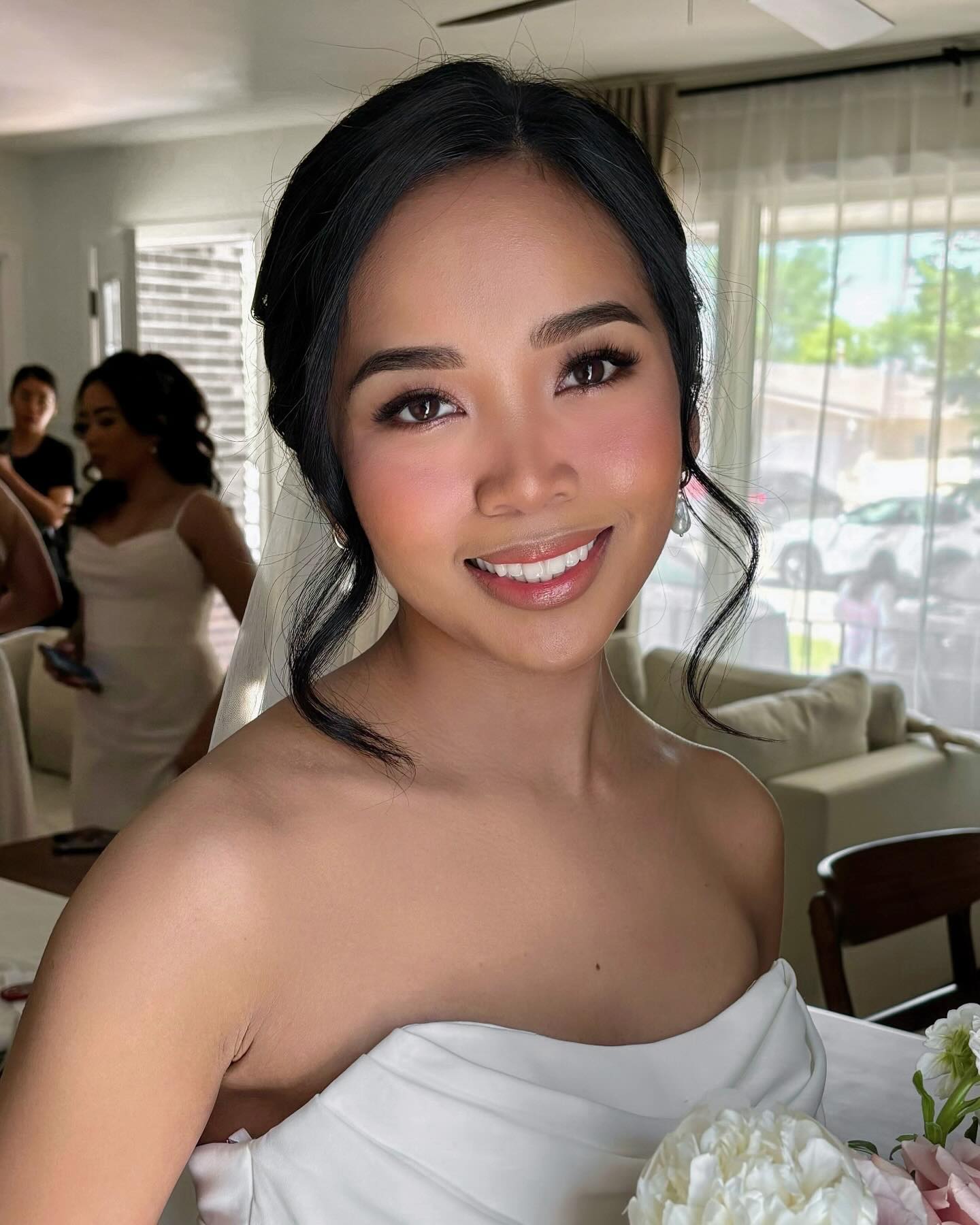 Bridal season in full effect. My fresh & glowing bride @paolafourteeen over the weekend! 💍🩵