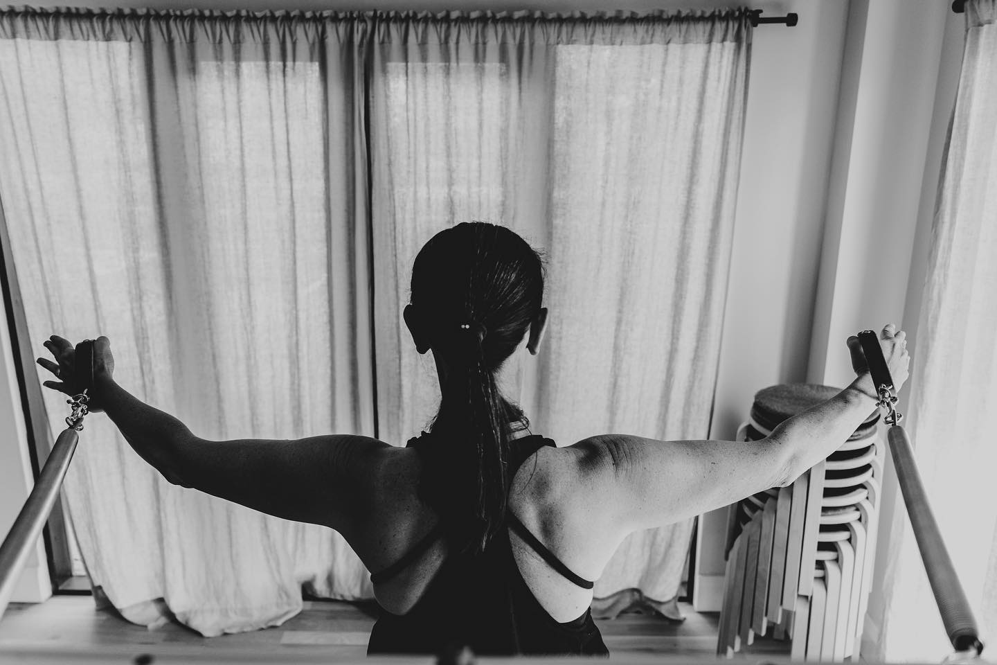 Big HUGS! Wishing everyone a happy and stress free Christmas! 🌟 Hope you find some time to restore and recharge. ☀️ I love the strong and supportive community within our little Pilates studio. Thanks for being wonderful caring people. 🤩 Lets hope that 2022 brings positive change, ease and good health. 💛
_
#pilatesandmovement #pilatesandmovementsunshinecoast #pilates #hugatree #trapezetable #standingarmseries #pilateslineage #gyrokinesis® #pilatessunshinecoast #sunshinecoastpilates