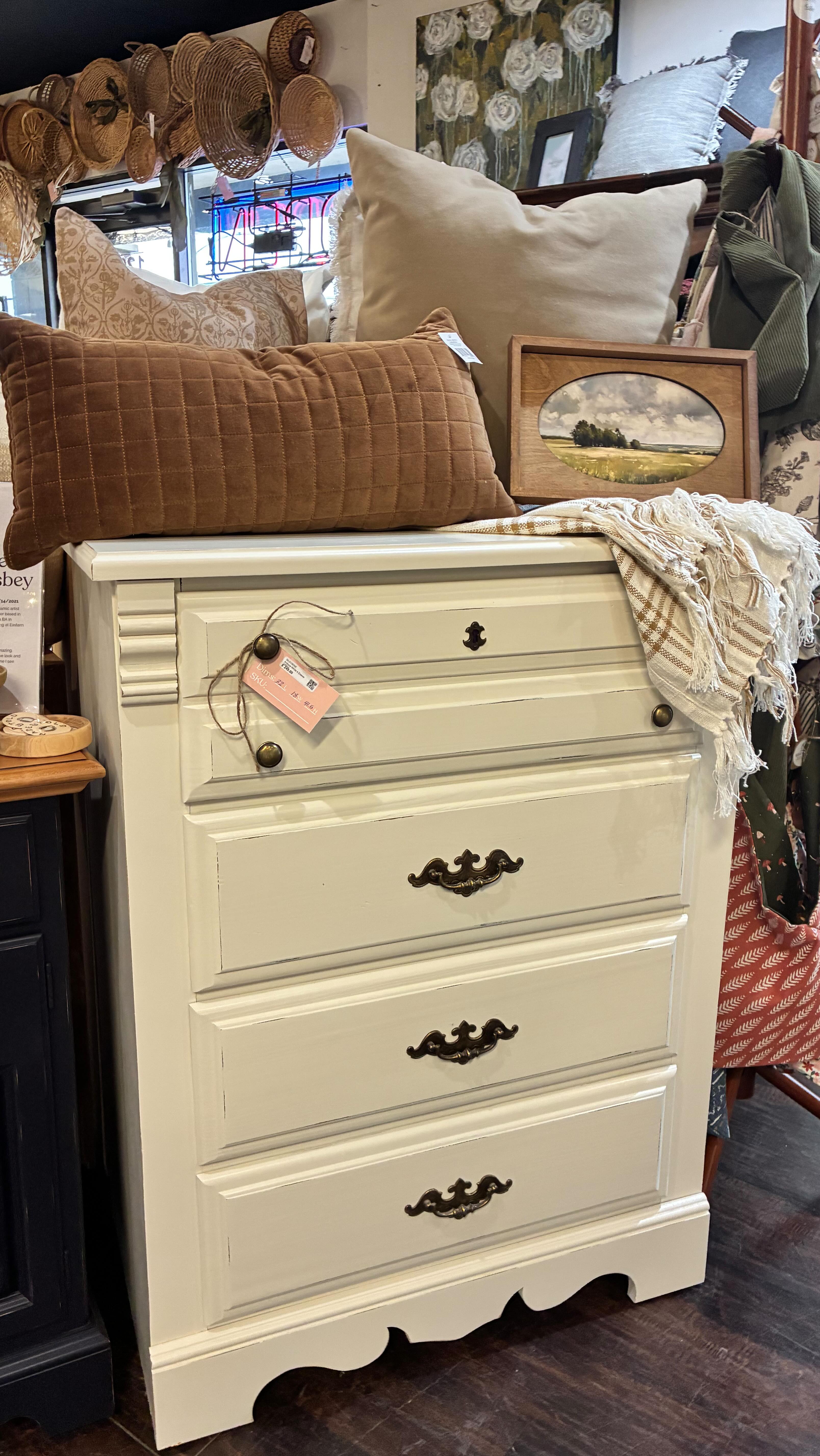 When your boss replies with 👍
and you immediately start a full internal performance review
Was it good 👍
or was it “acknowledged” 👍
Either way… I’m clocking it as a win and going about my day ✨
#WorkHumor #POV #RetailLife #SmallBizHumor