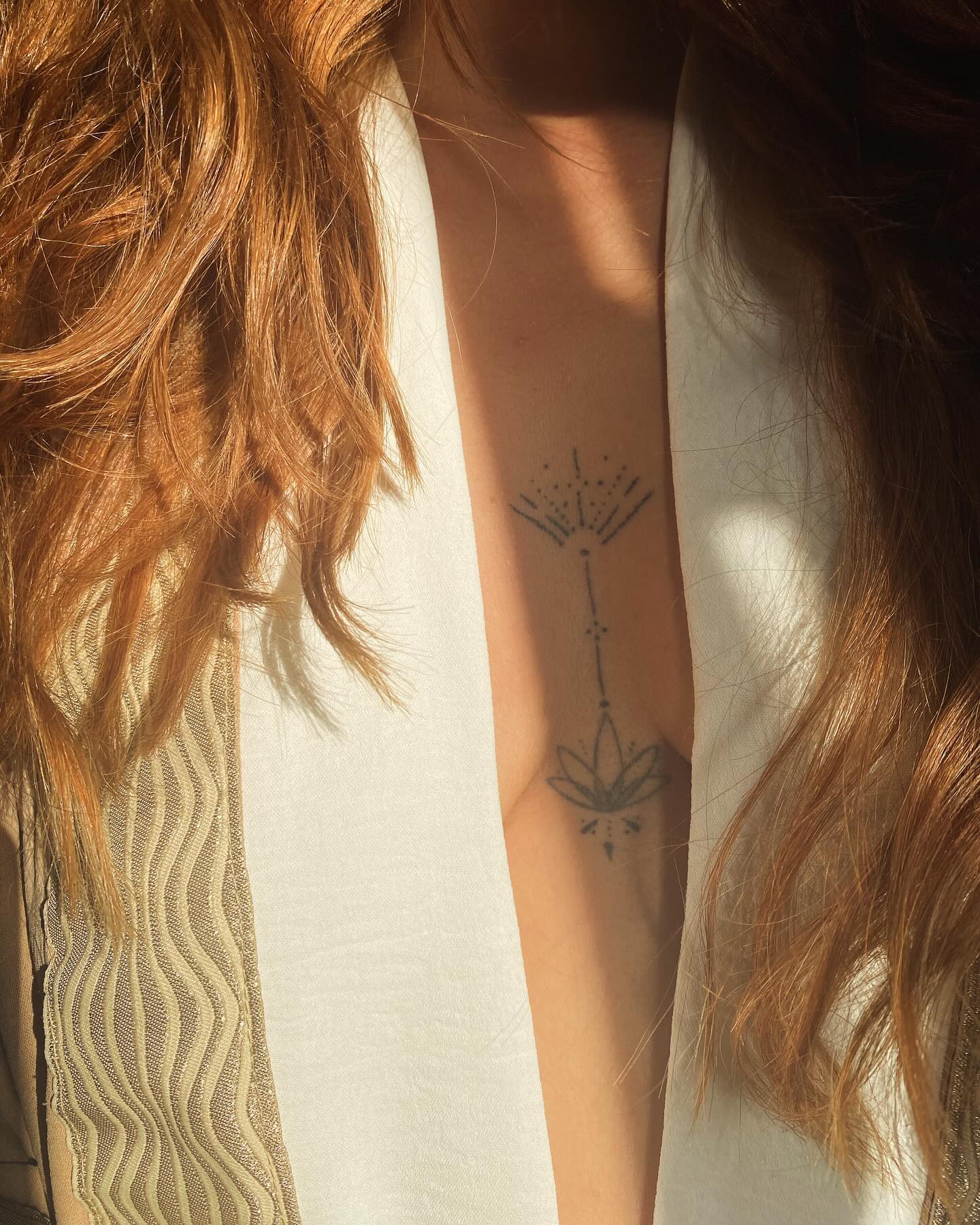 the body is the way,
the body is the vehicle,
the body is the portal,
miracles upon miracles
light upon light.✨