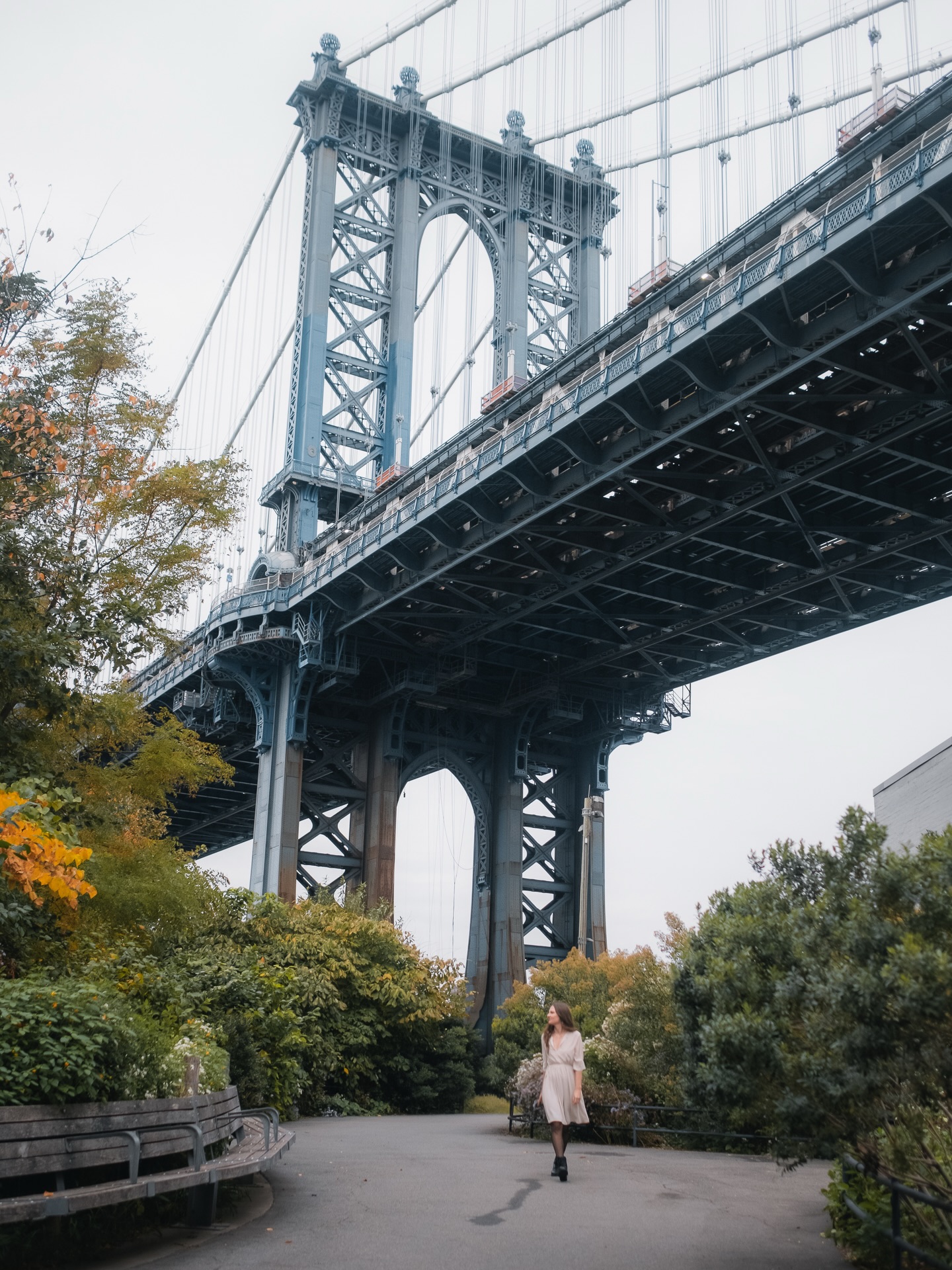 Get lost in the urban jungle.🌿🏙️
.
.
.
#newyork #newyorkcity #reiseblog #reisefotografie #travelphotography